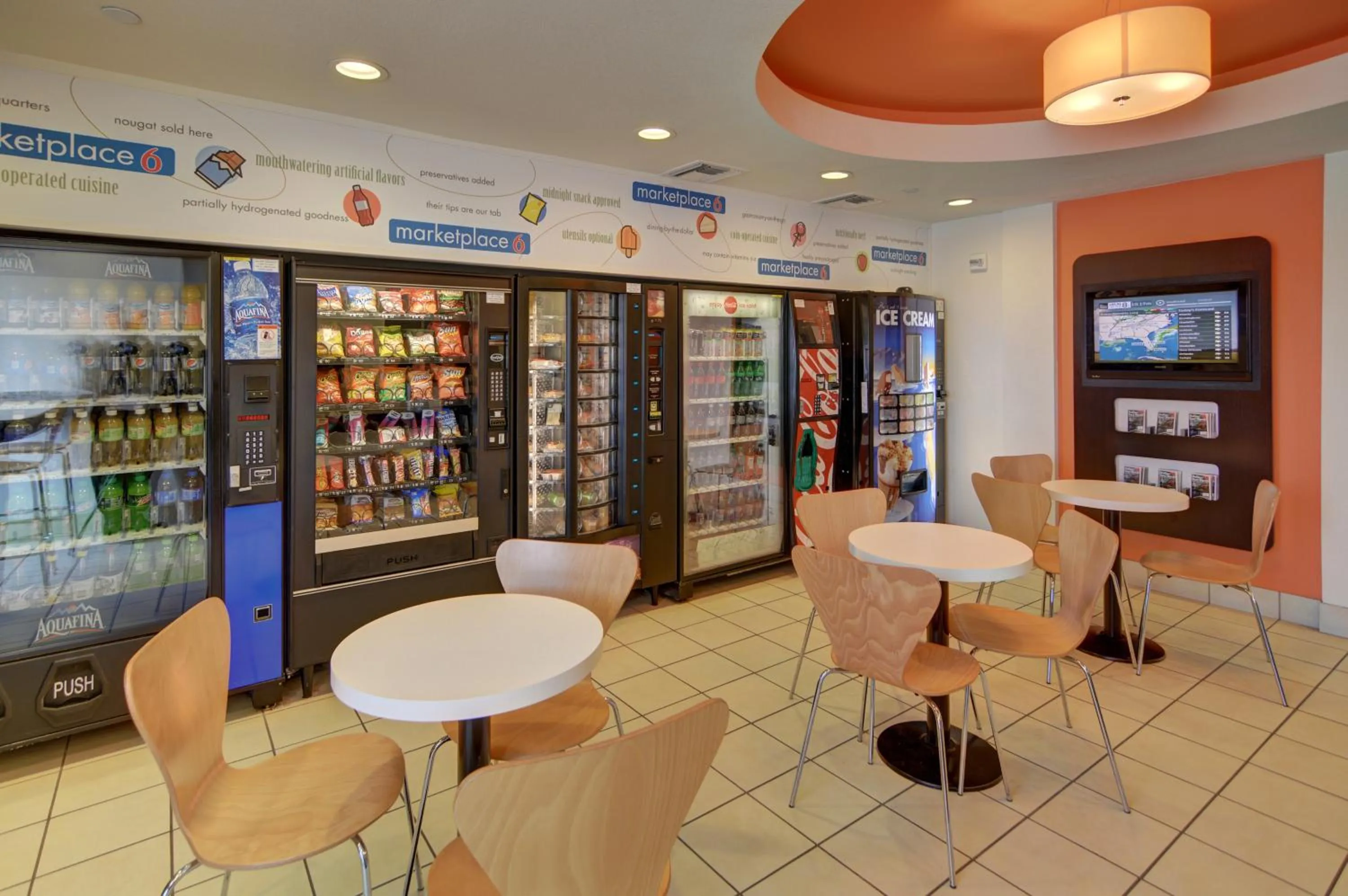 Food and drinks in Motel 6-Roanoke, TX - Northlake - Speedway