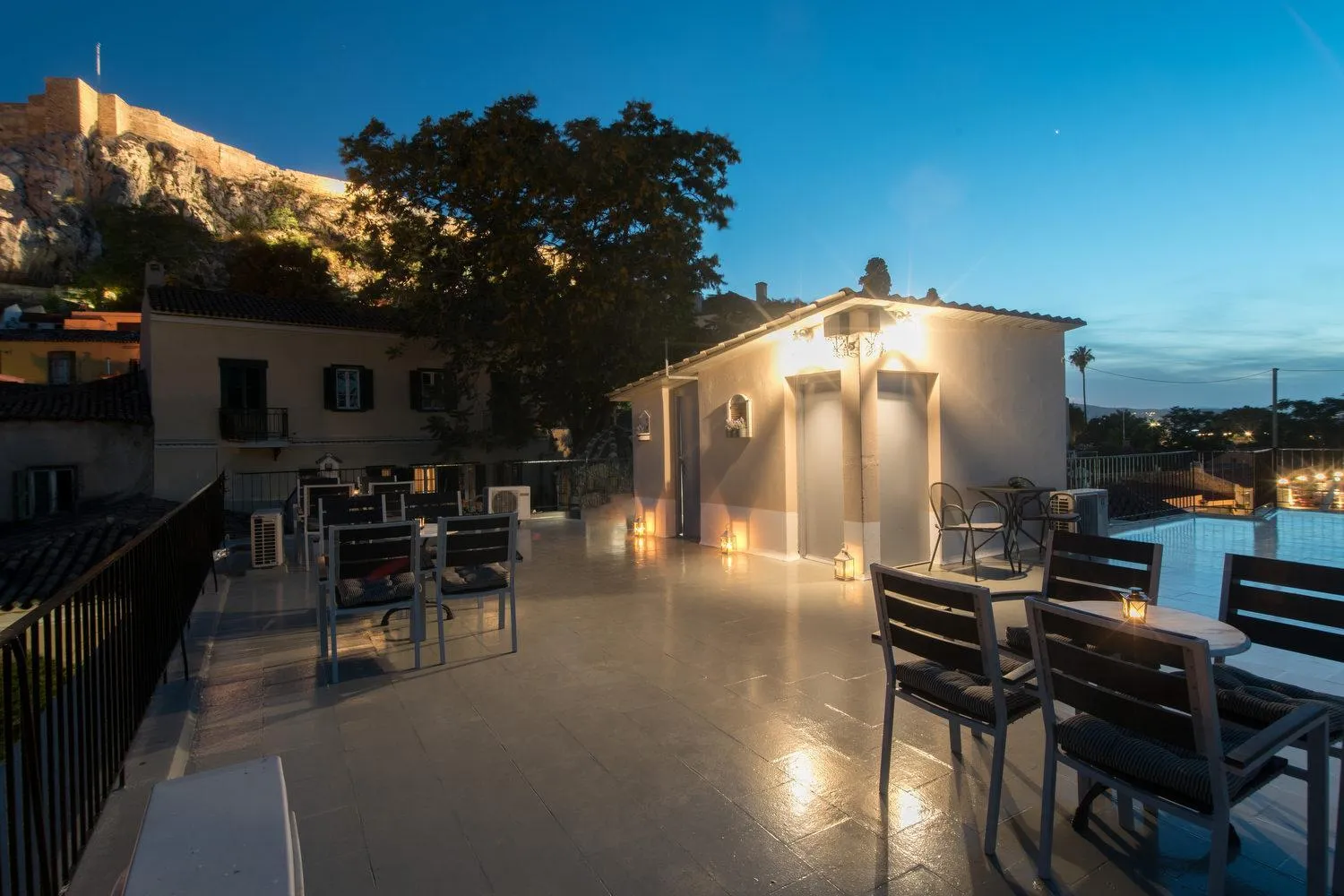 Property building in Acro&Polis