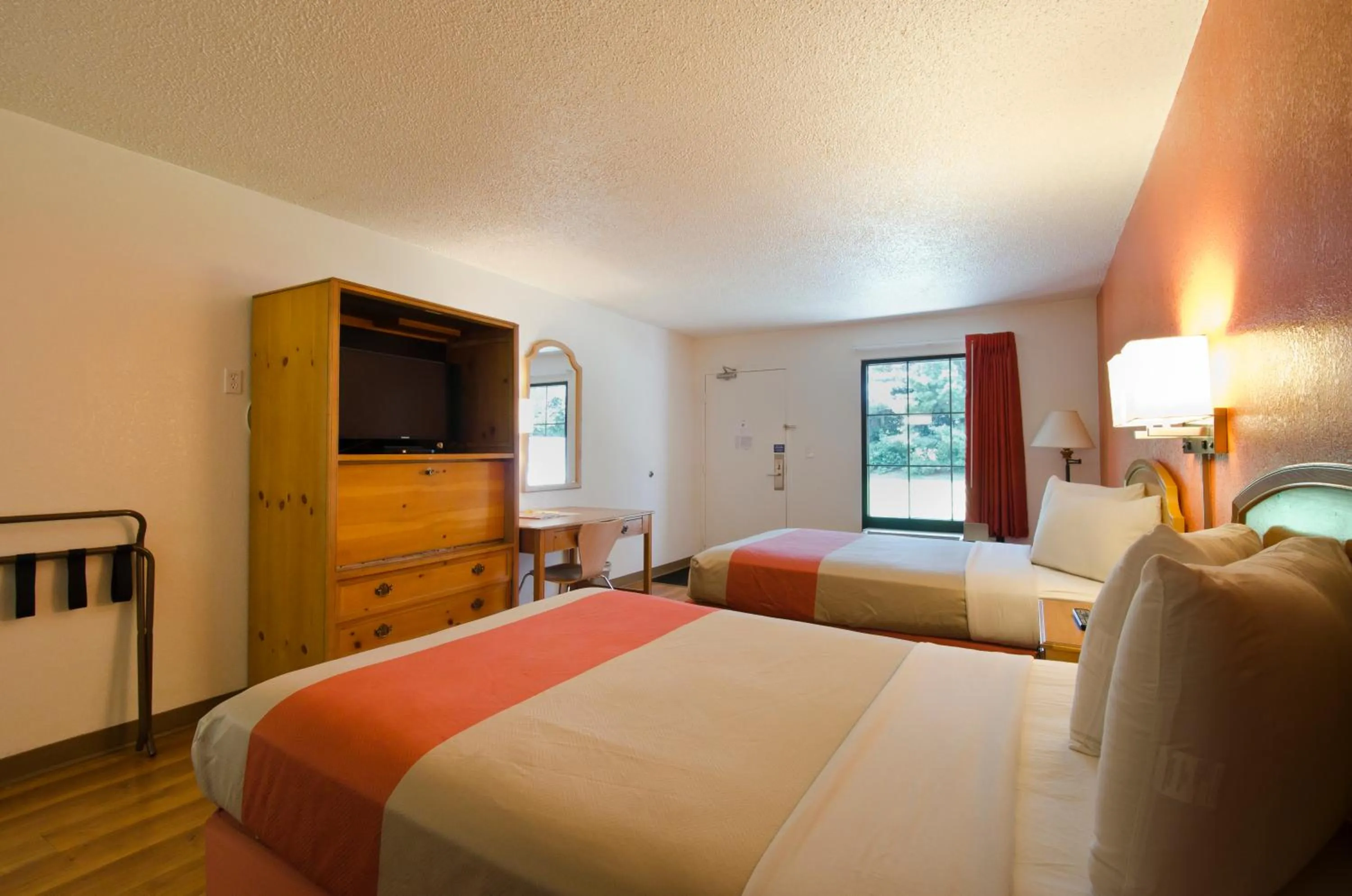 Bed in Motel 6-Frederick, MD - Fort Detrick