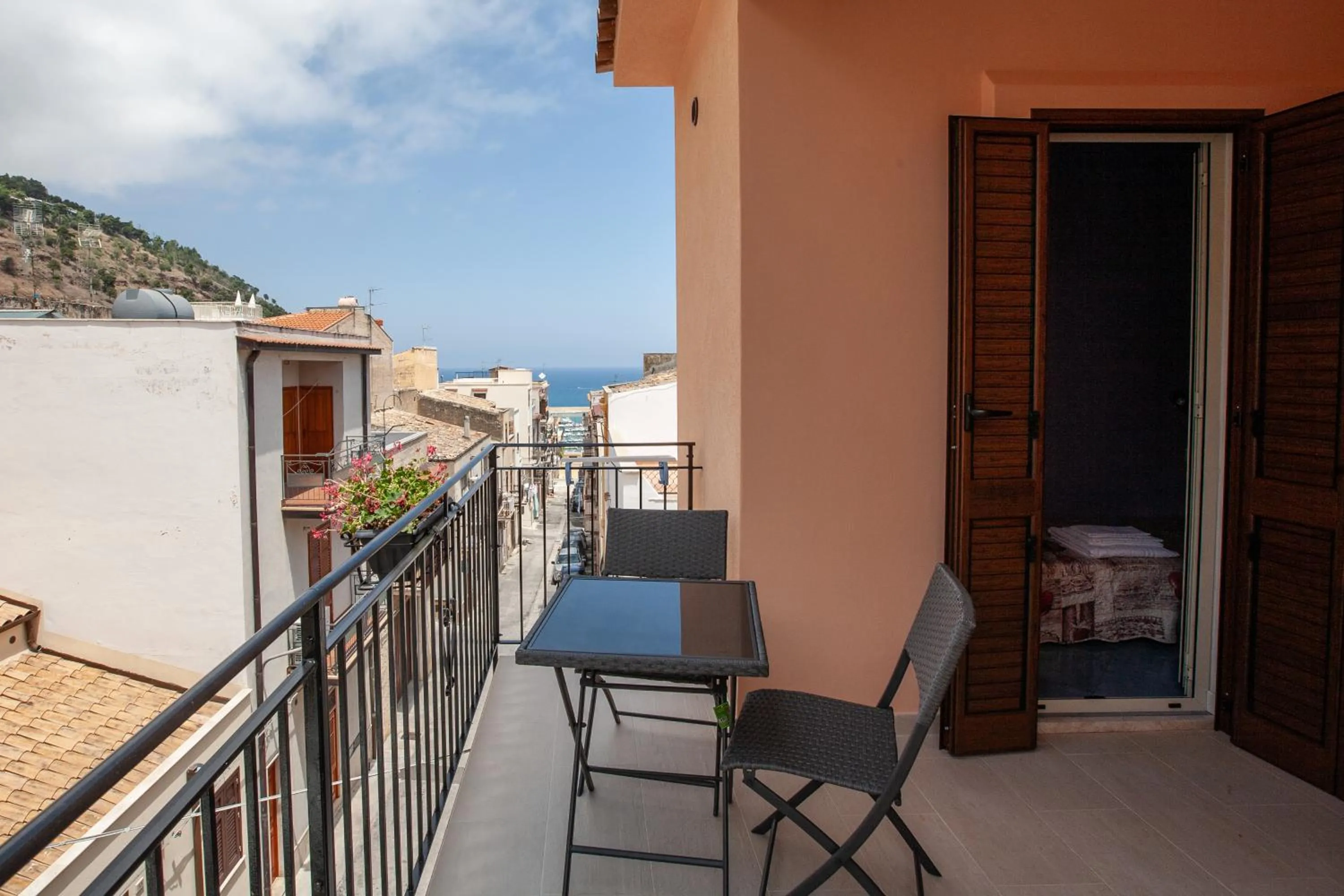 Property building in Affittacamere da Noemi