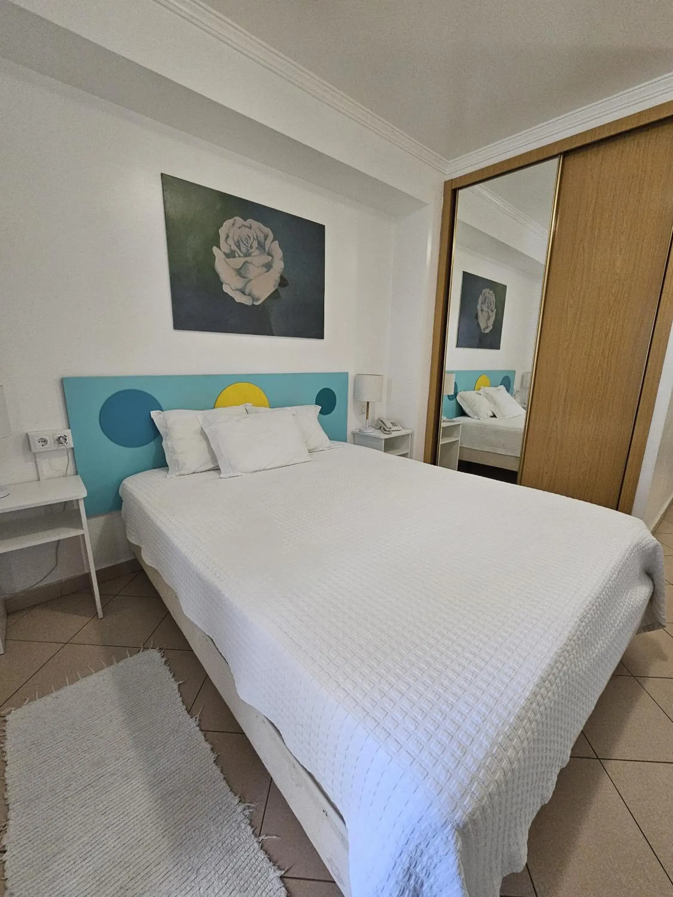 Double Room in Hotel Adelaide Double Room in Hotel Adelaide