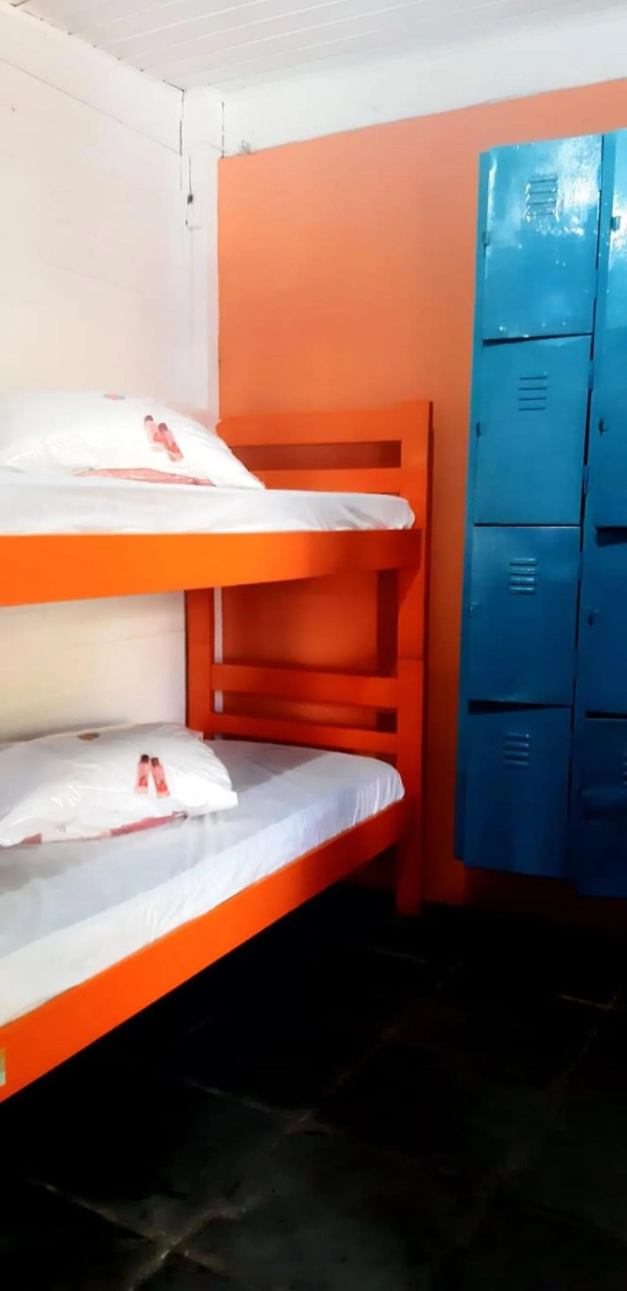 Bedroom, Bed in Hostel Sereia do Mar