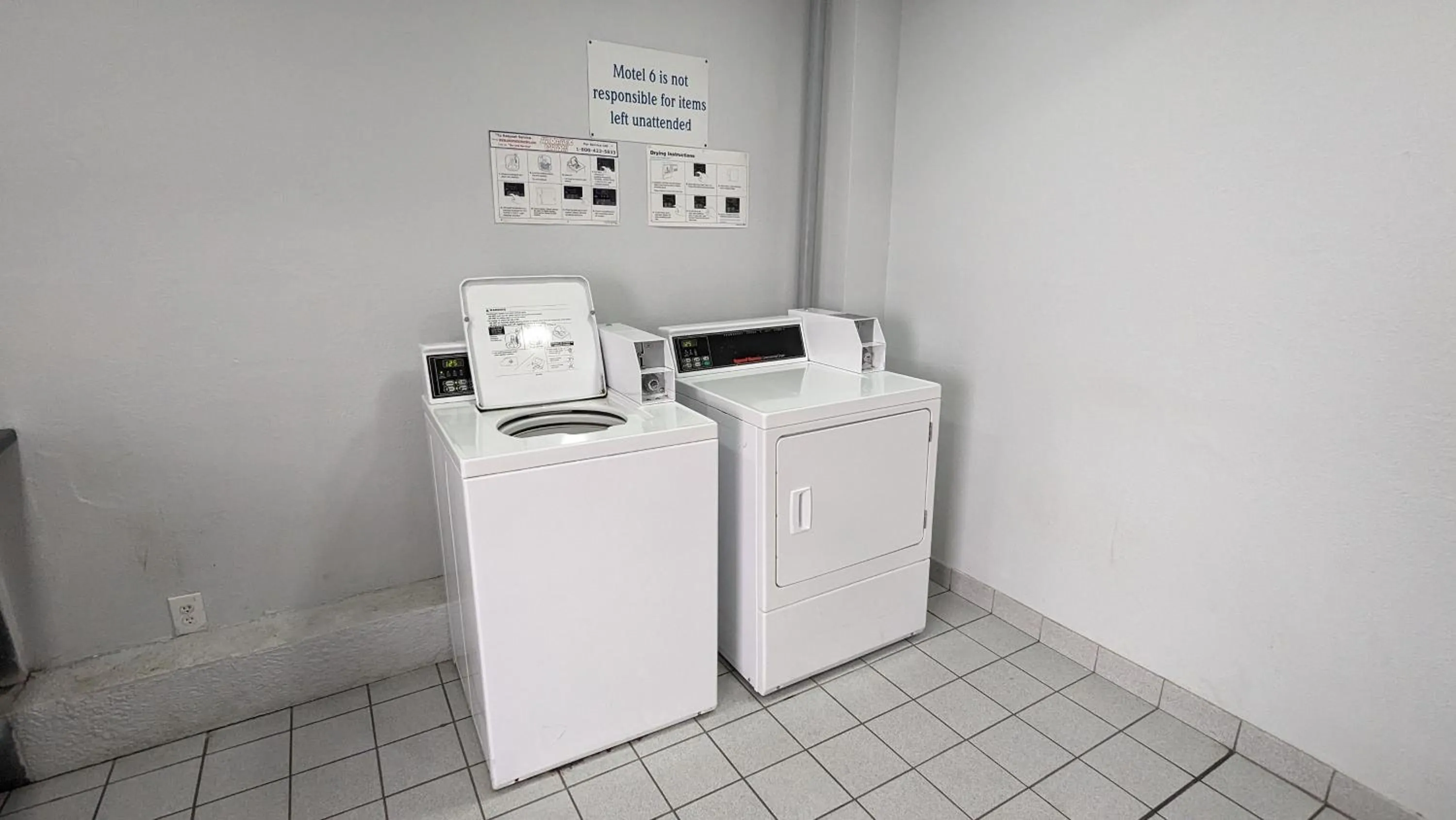 laundry in Motel 6-Nashua, NH - South