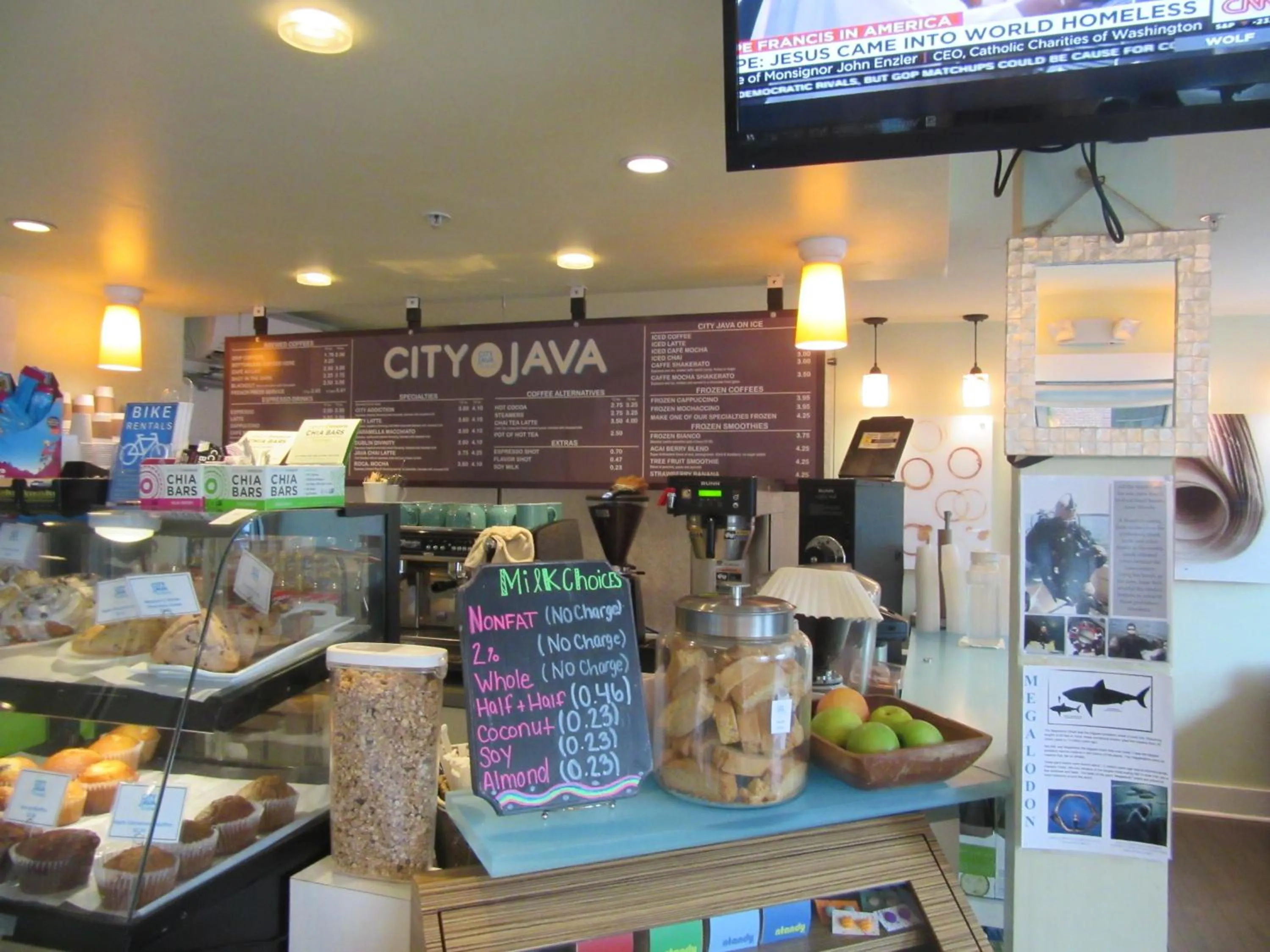 Food in City Loft Hotel