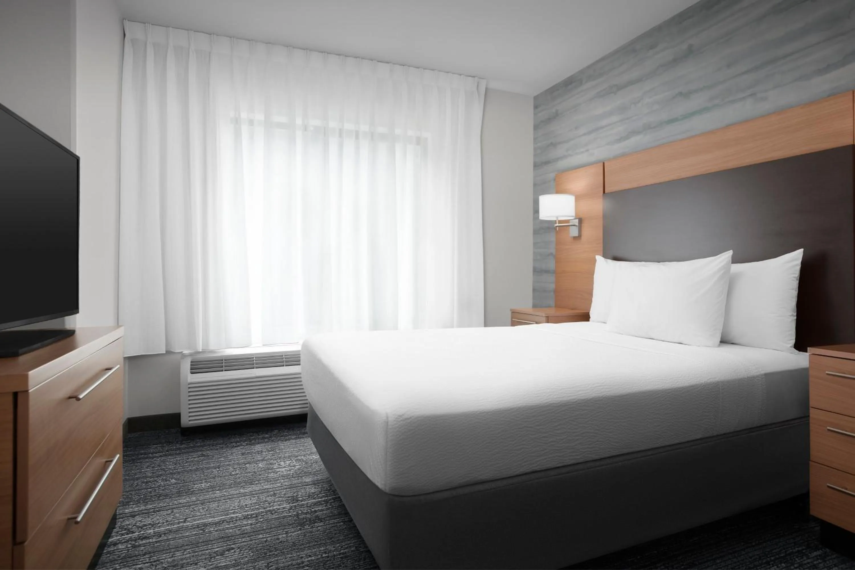 Bedroom, Bed in TownePlace Suites Bridgeport Clarksburg