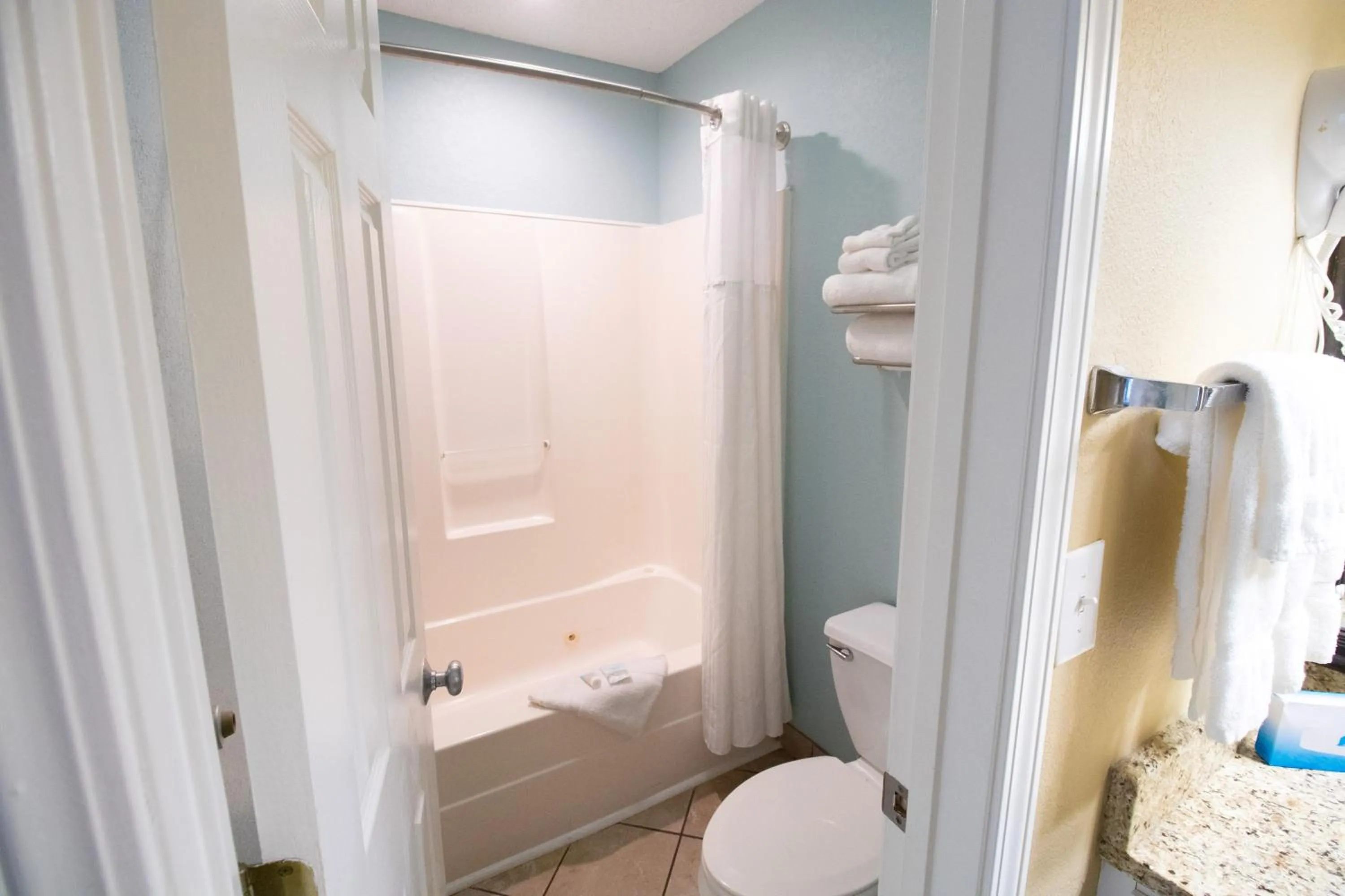 Bathroom in Grand Palms Resort