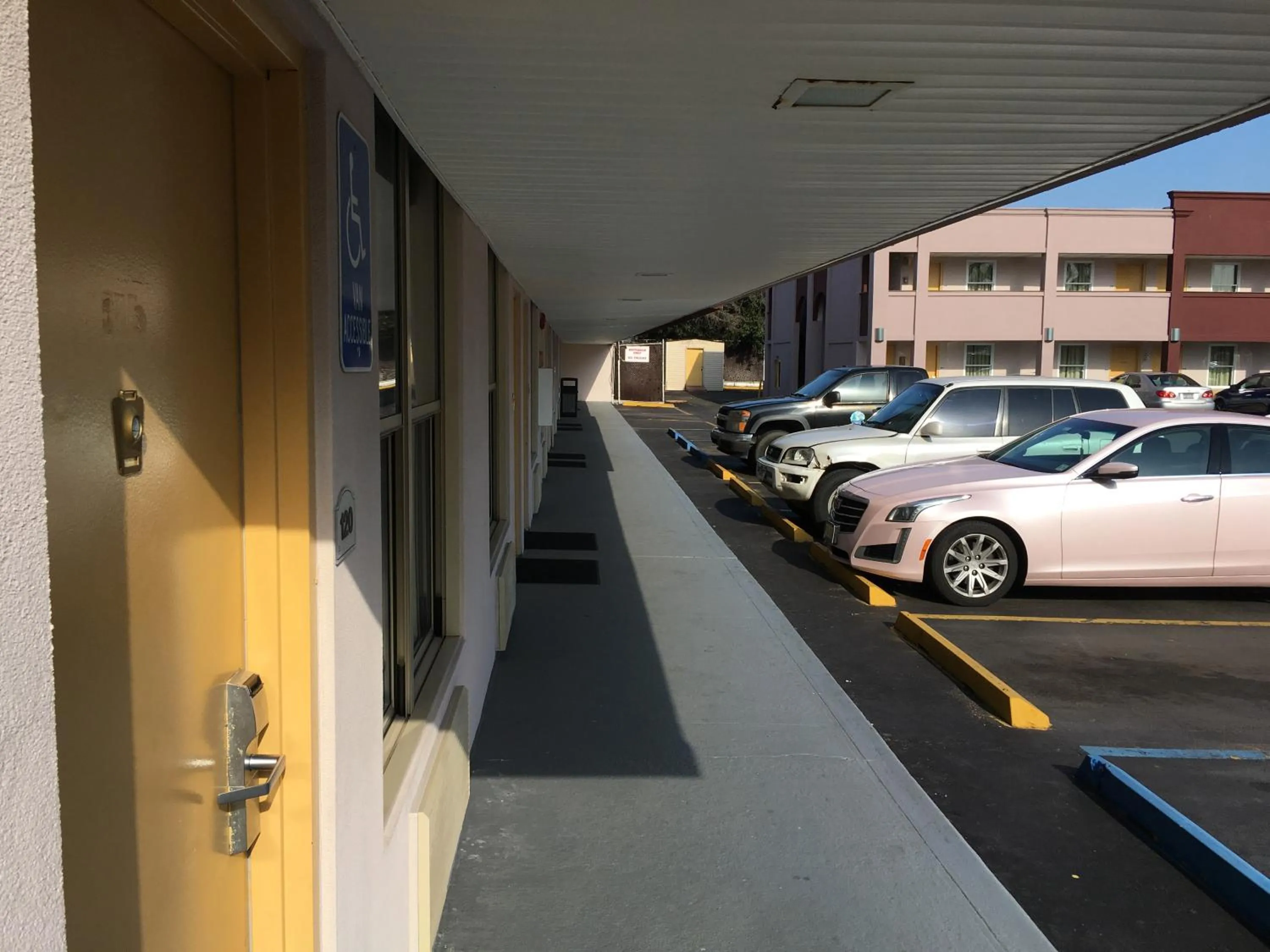 Parking in Ramada by Wyndham Rockville Centre