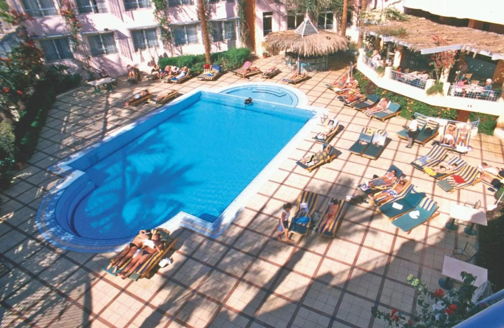 Swimming pool in Sea Garden Hotel