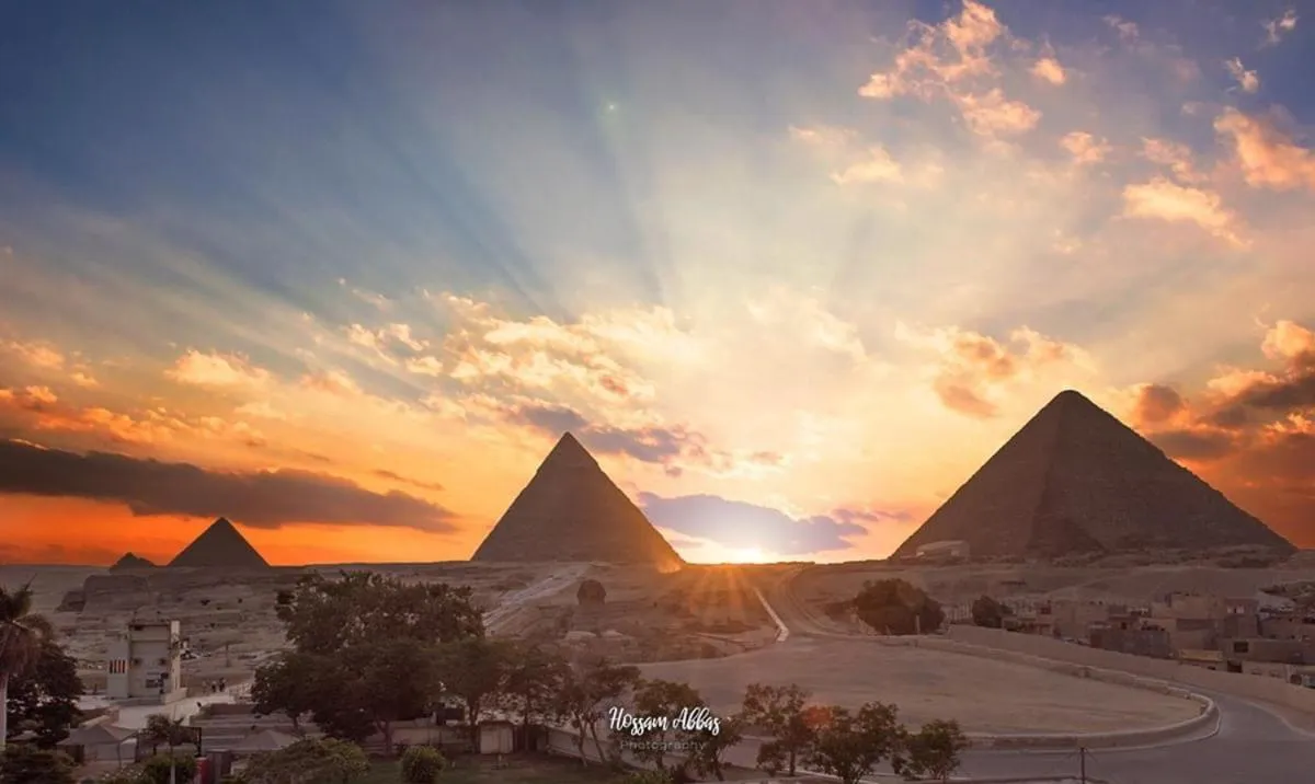 Landmark view in Pyramids View Inn Bed & Breakfast