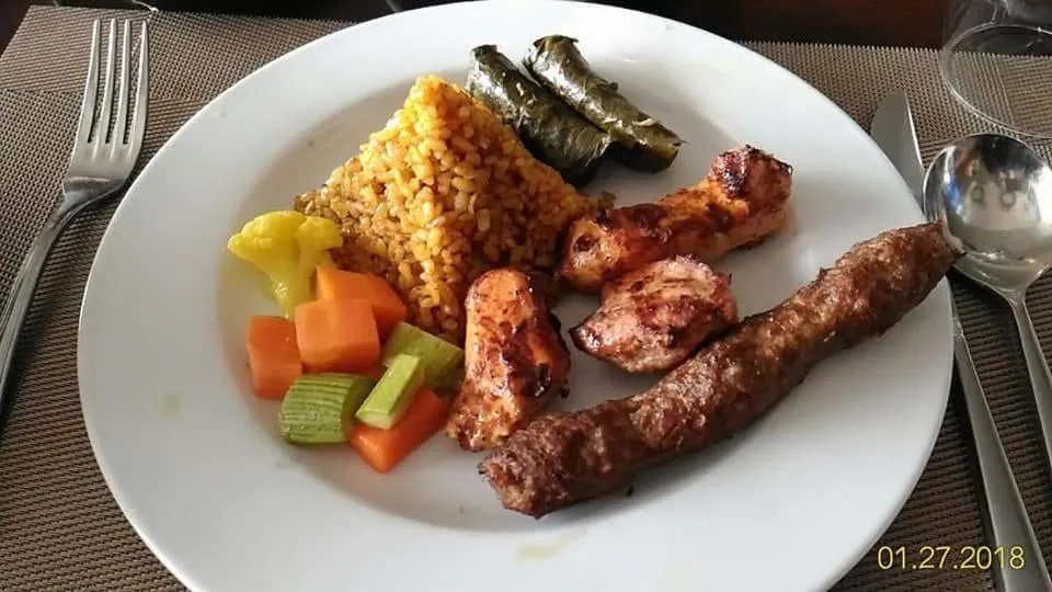 Food and drinks in Pyramids View Inn Bed & Breakfast