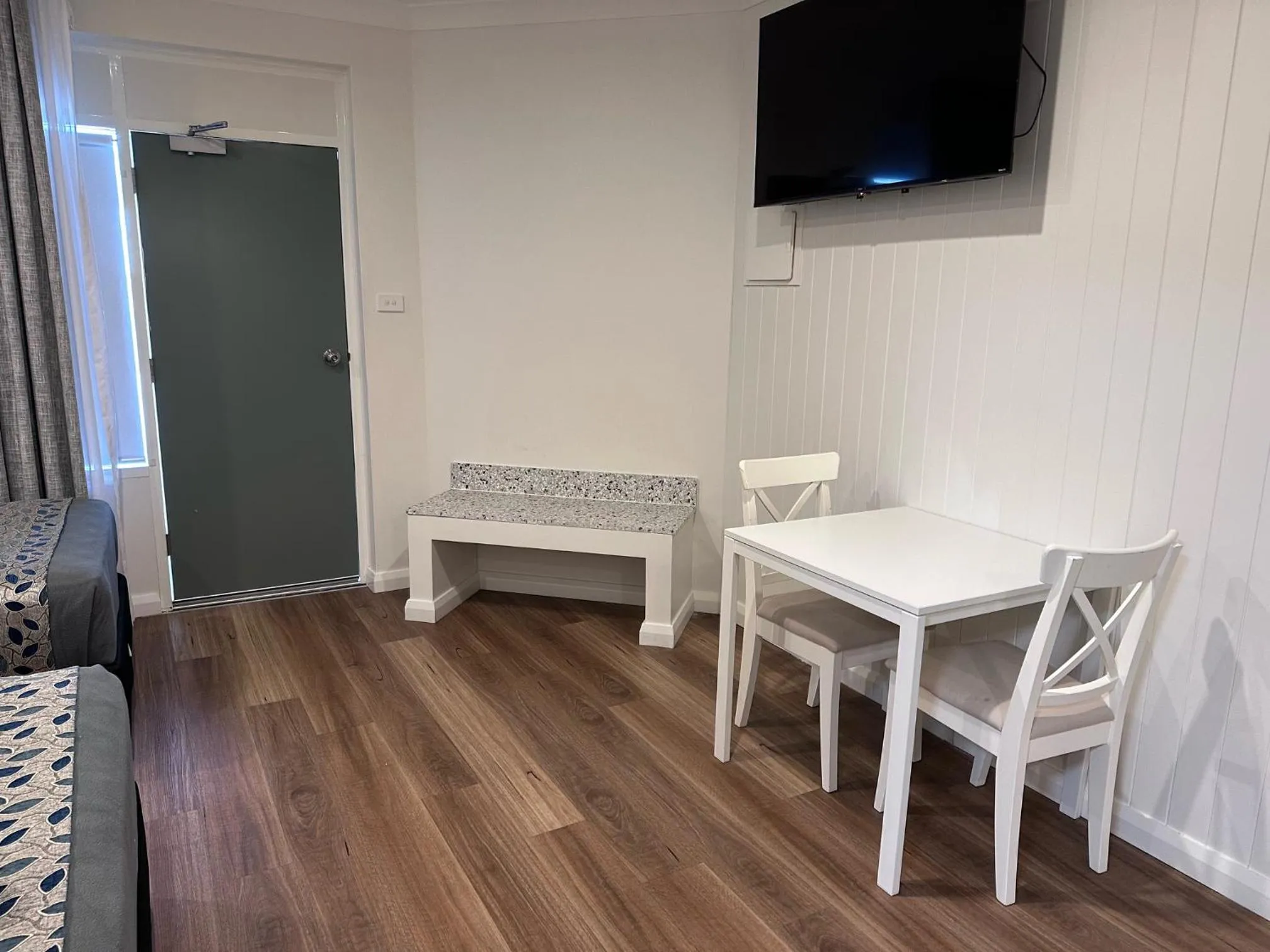 Seating area in Surf Beach Motel Newcastle