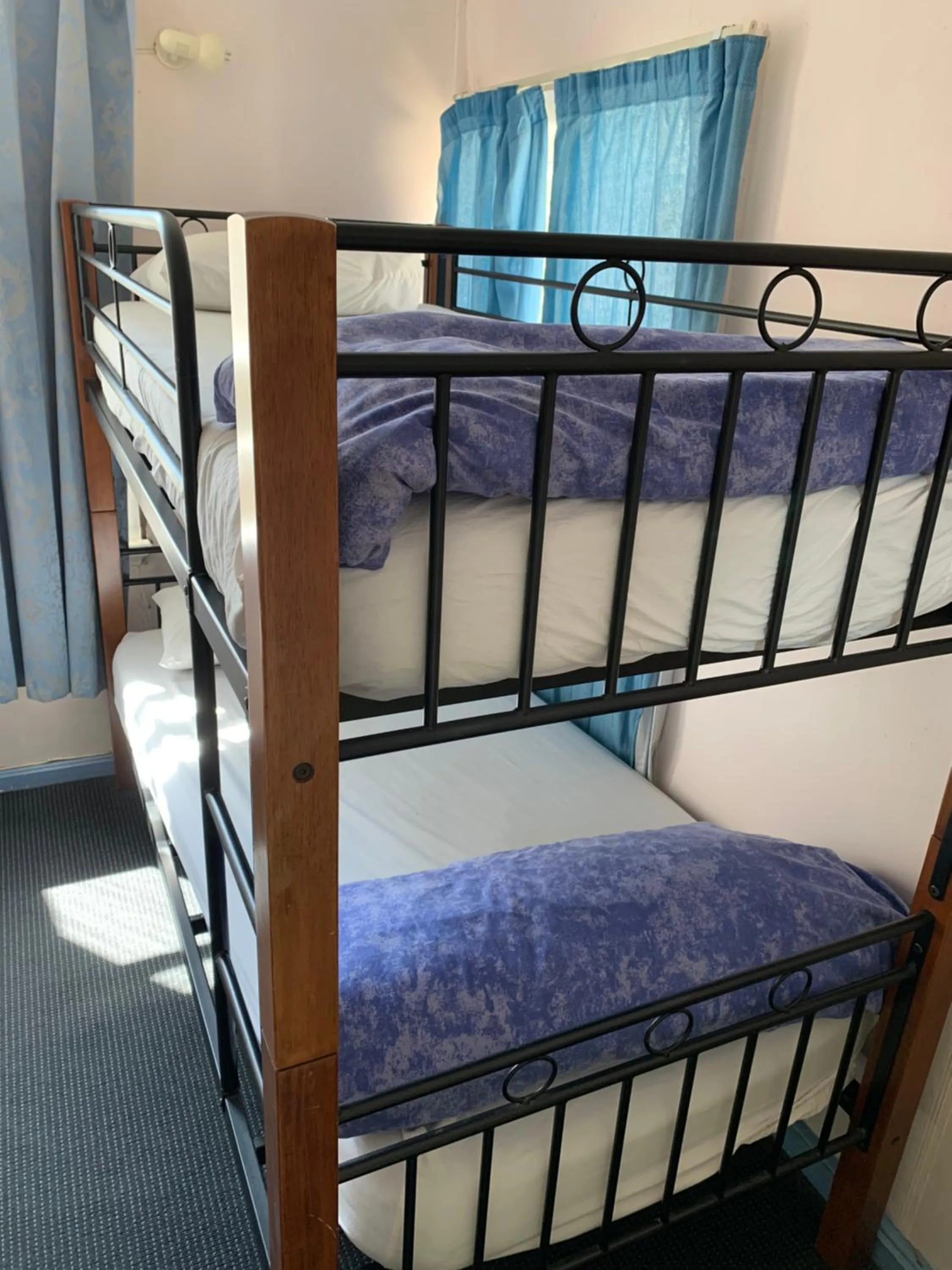 bunk bed in City Garden Lodge