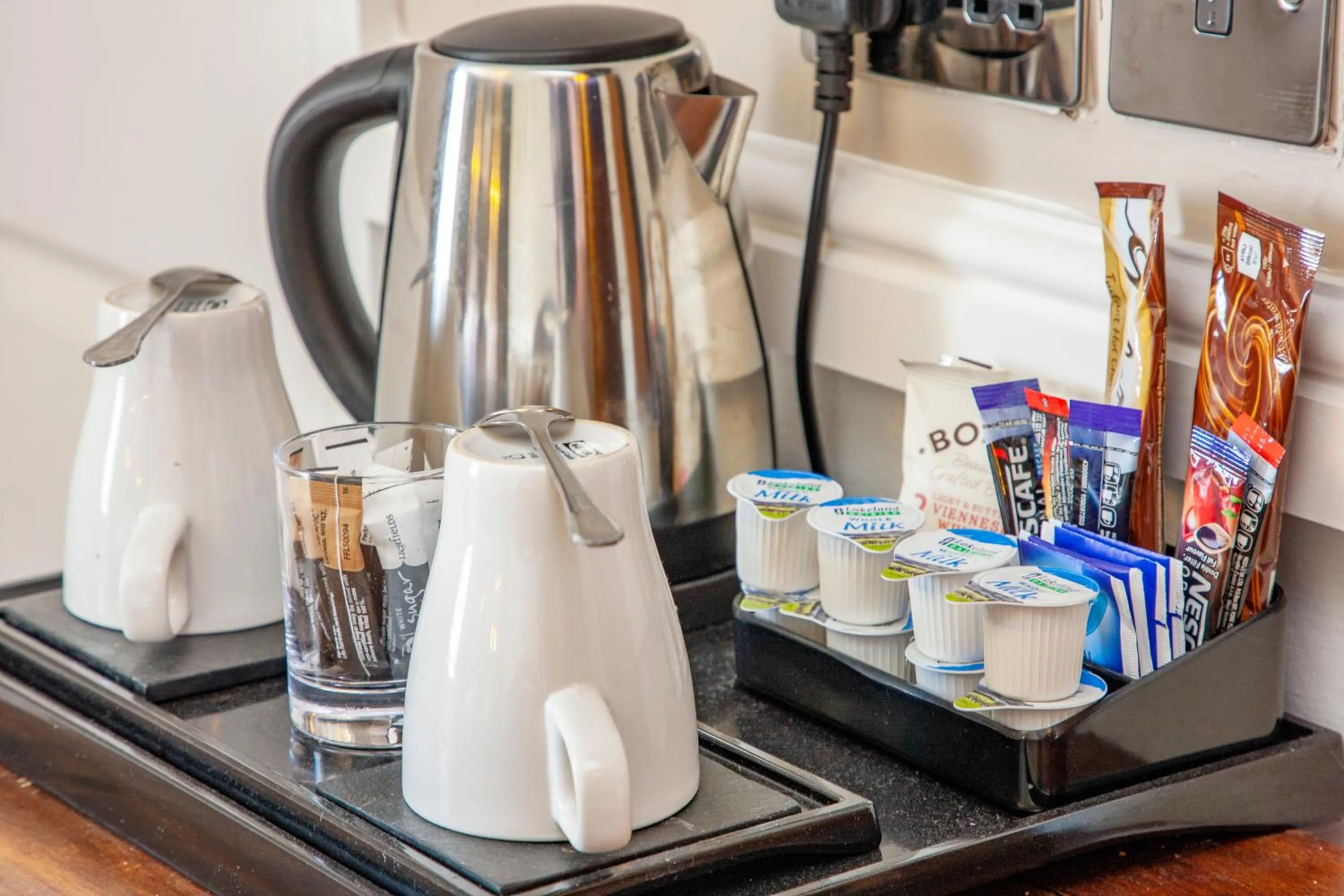 Coffee/tea facilities in The Galley Of Lorne Inn