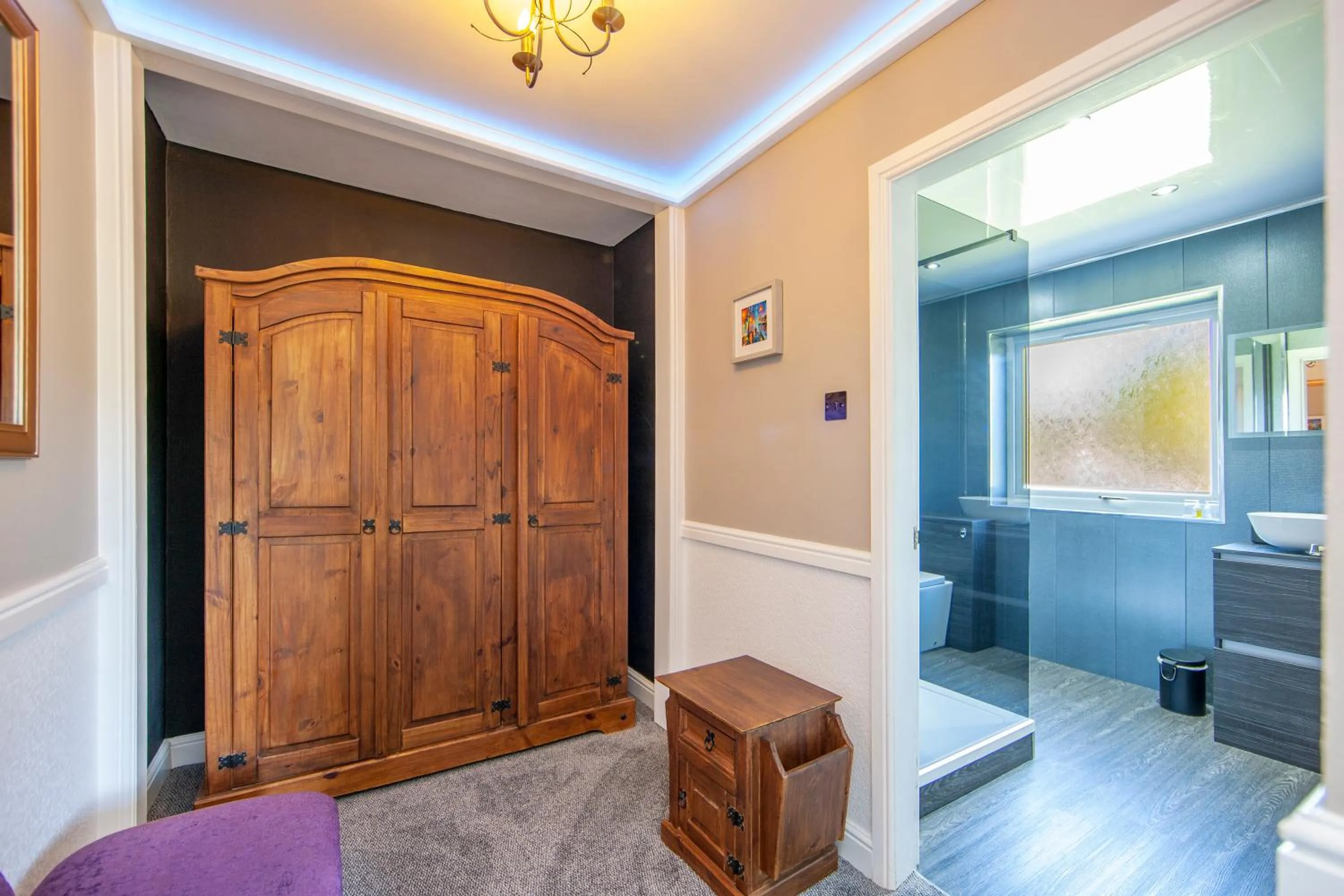 Bathroom in The Galley Of Lorne Inn