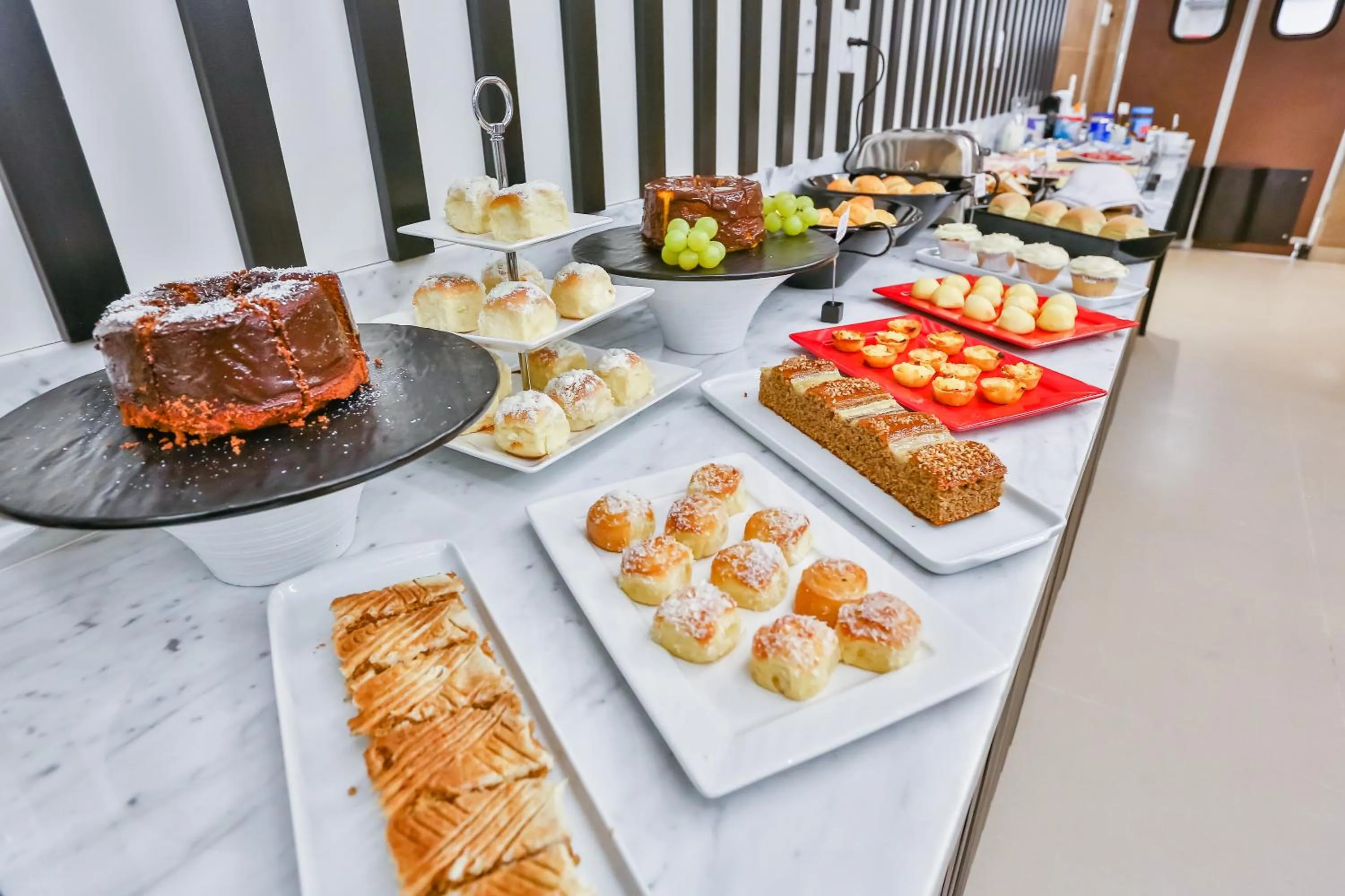 Buffet breakfast in Transamerica Collection Goiania