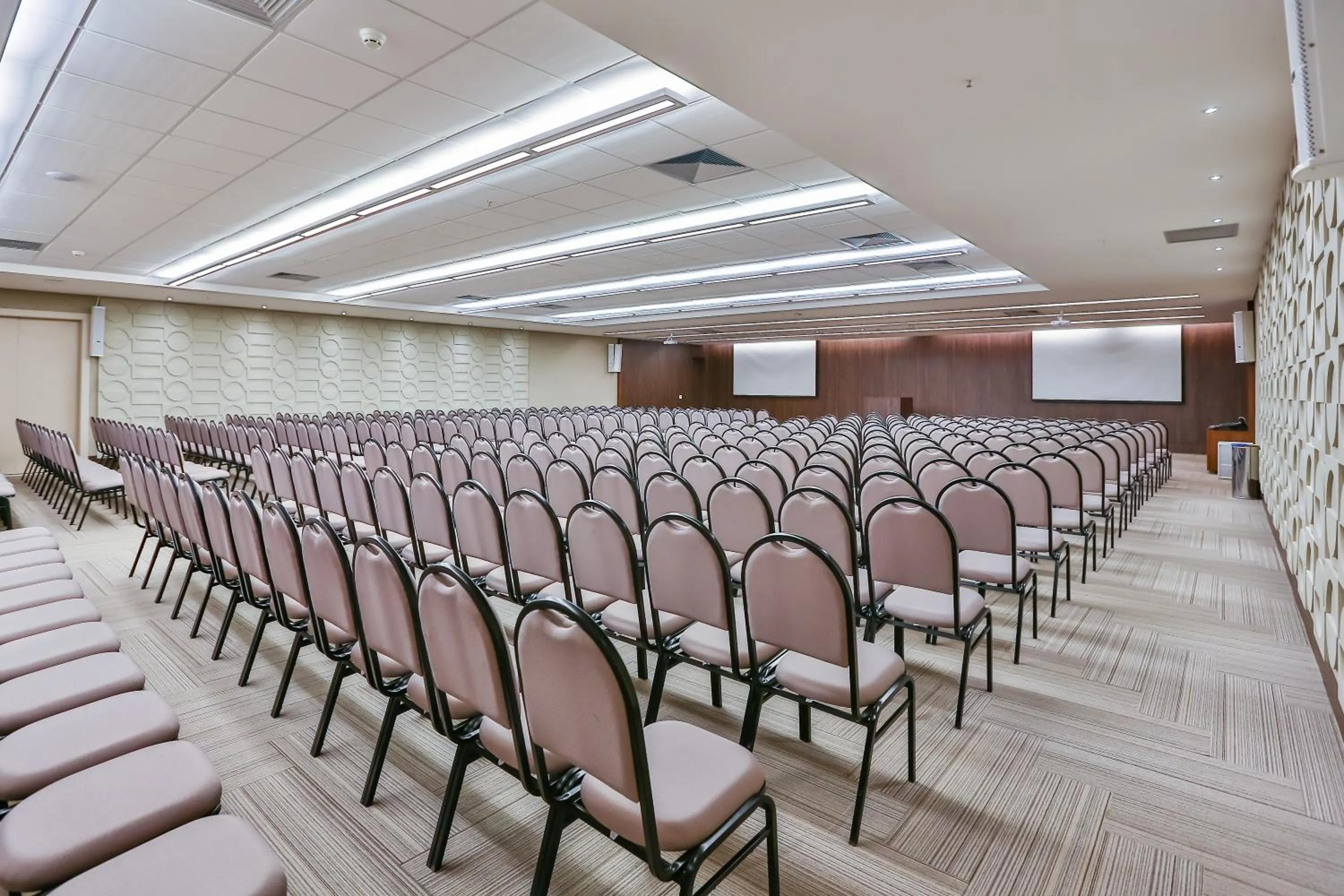 Banquet/Function facilities in Transamerica Collection Goiania