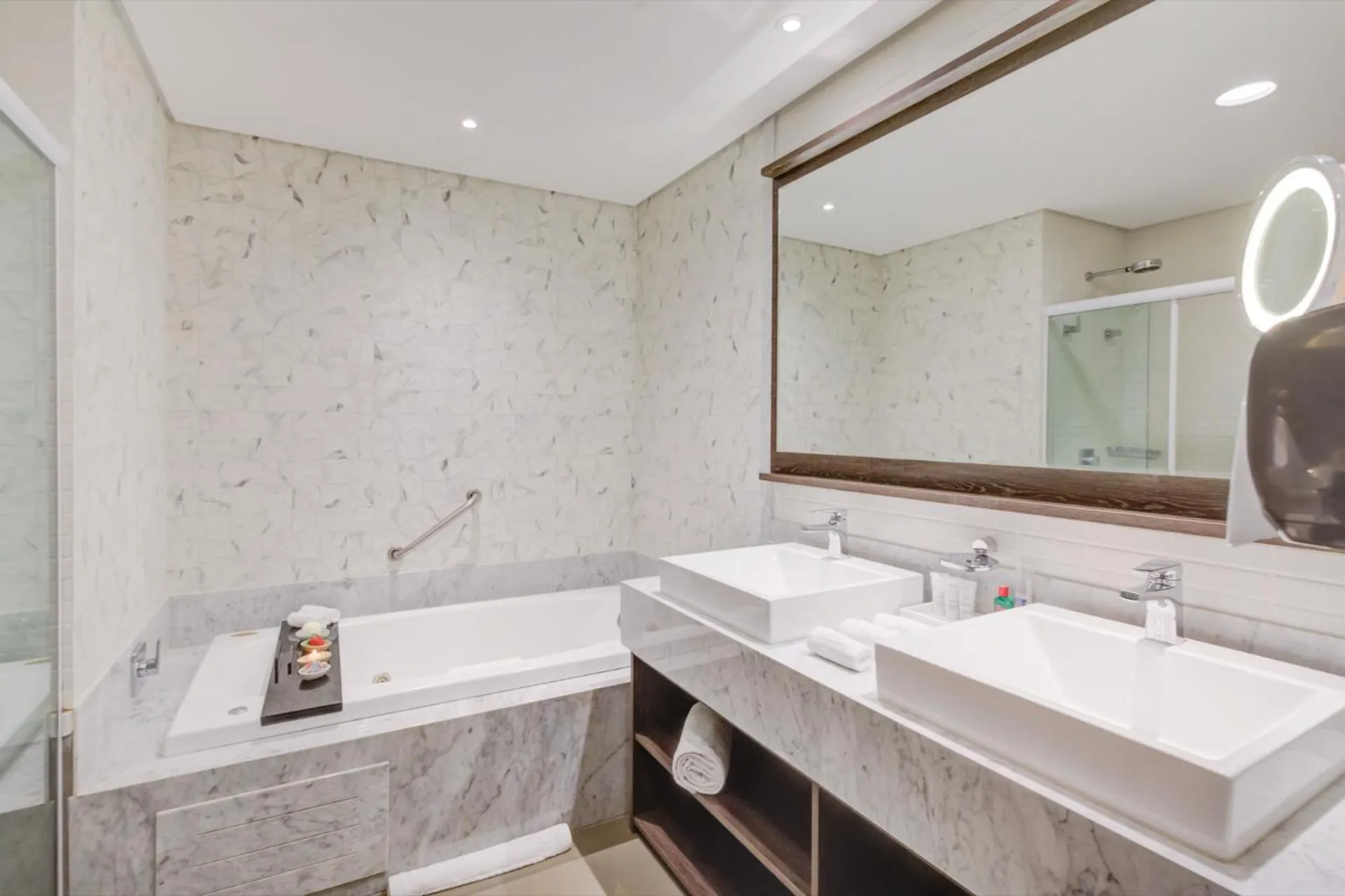 Bathroom in Transamerica Collection Goiania