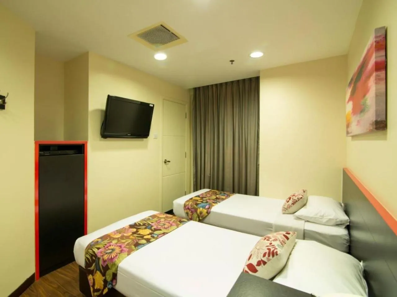 Bed in Hotel 81 Heritage