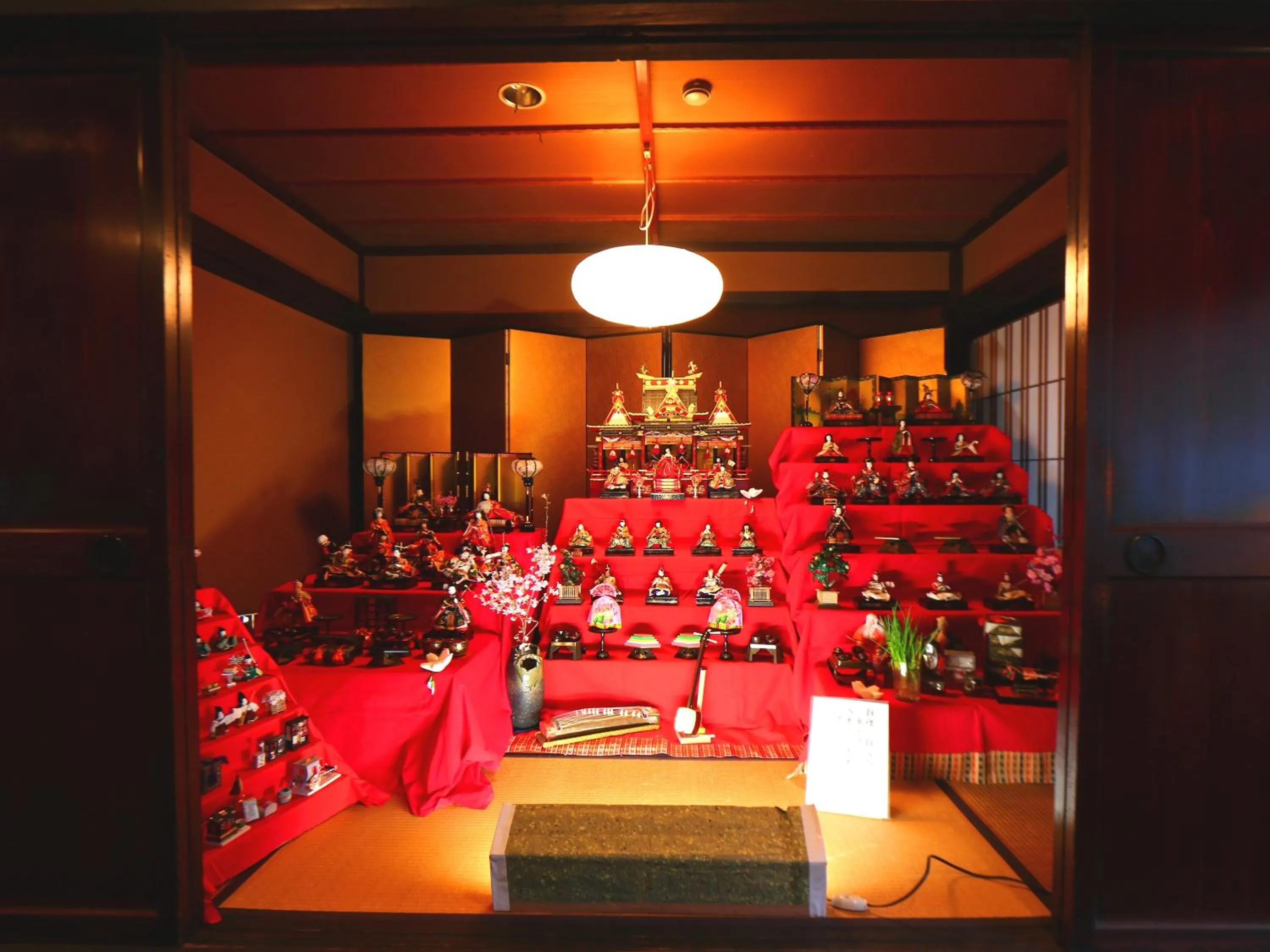 Decorative detail in Matsunoi