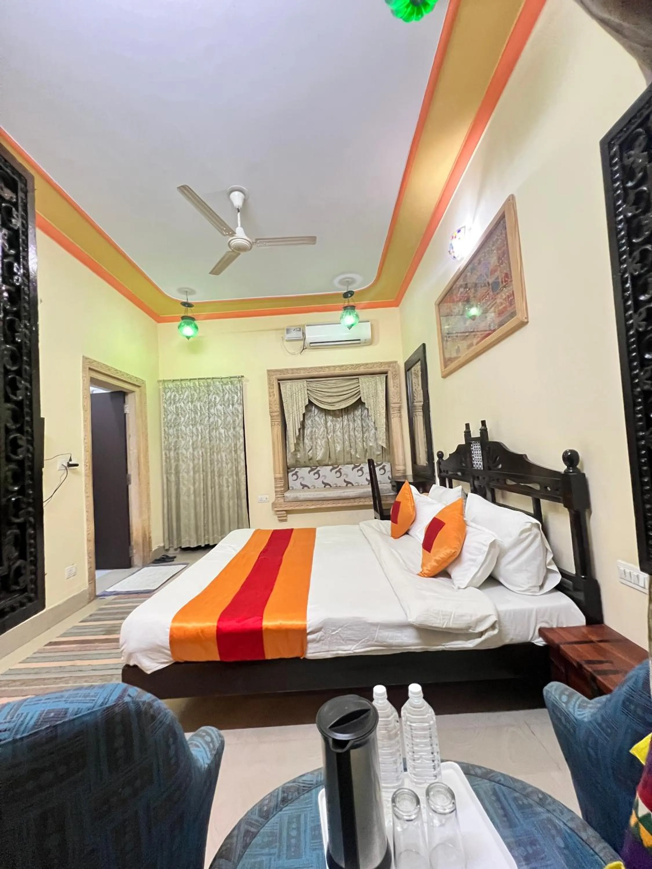 Property building, Bed in Hotel Tokyo Palace