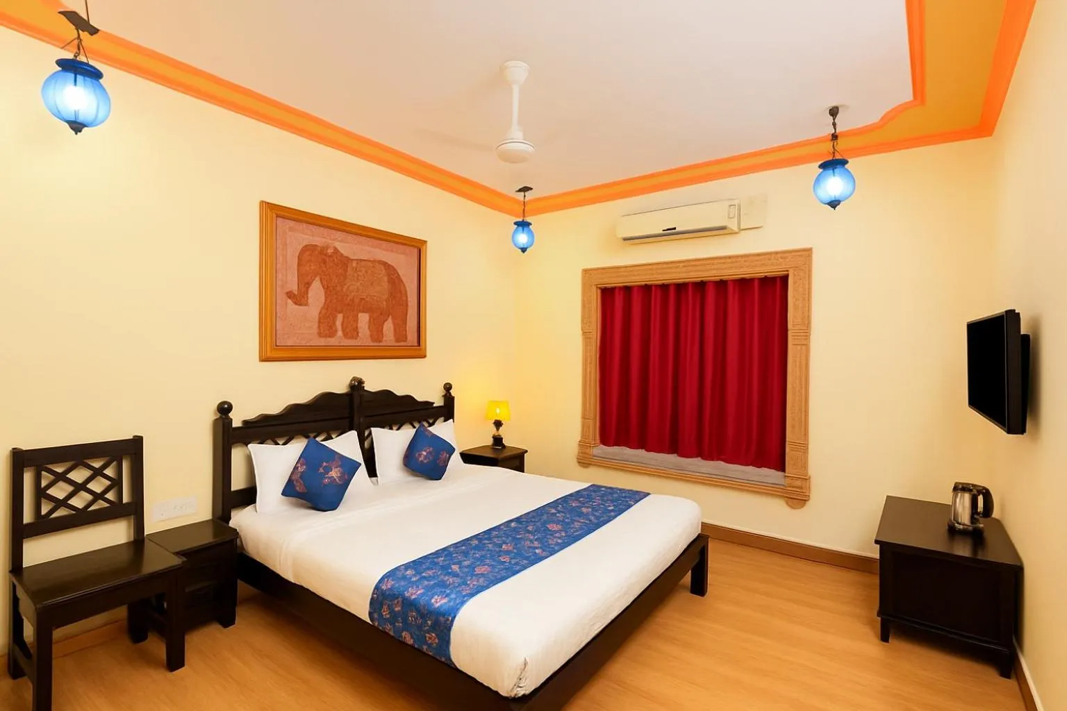 Bedroom, Bed in Hotel Tokyo Palace