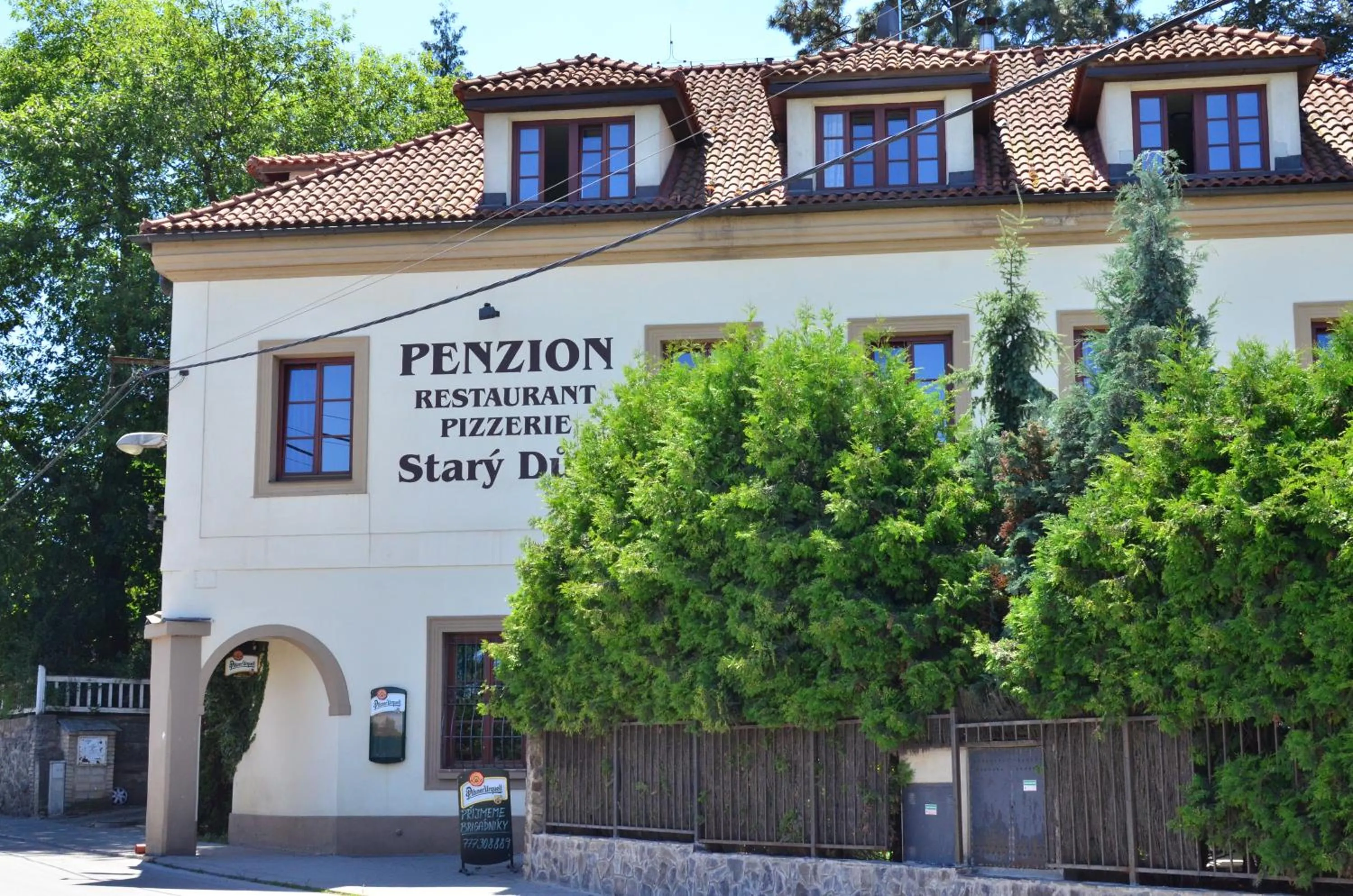 Facade/entrance in Stary dum