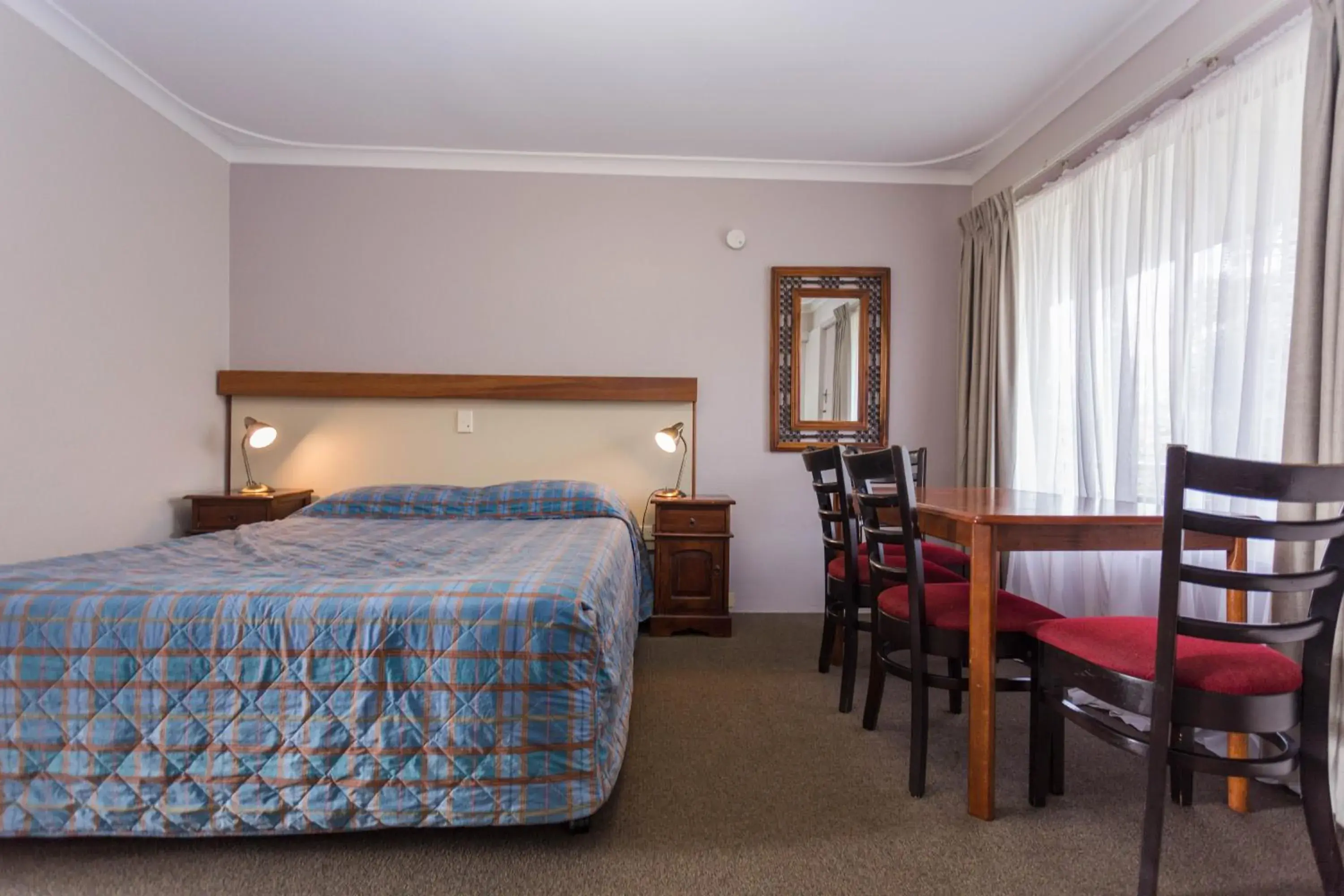 Two-Bedroom Apartment in Sleepwell Motel Two-Bedroom Apartment in Sleepwell Motel