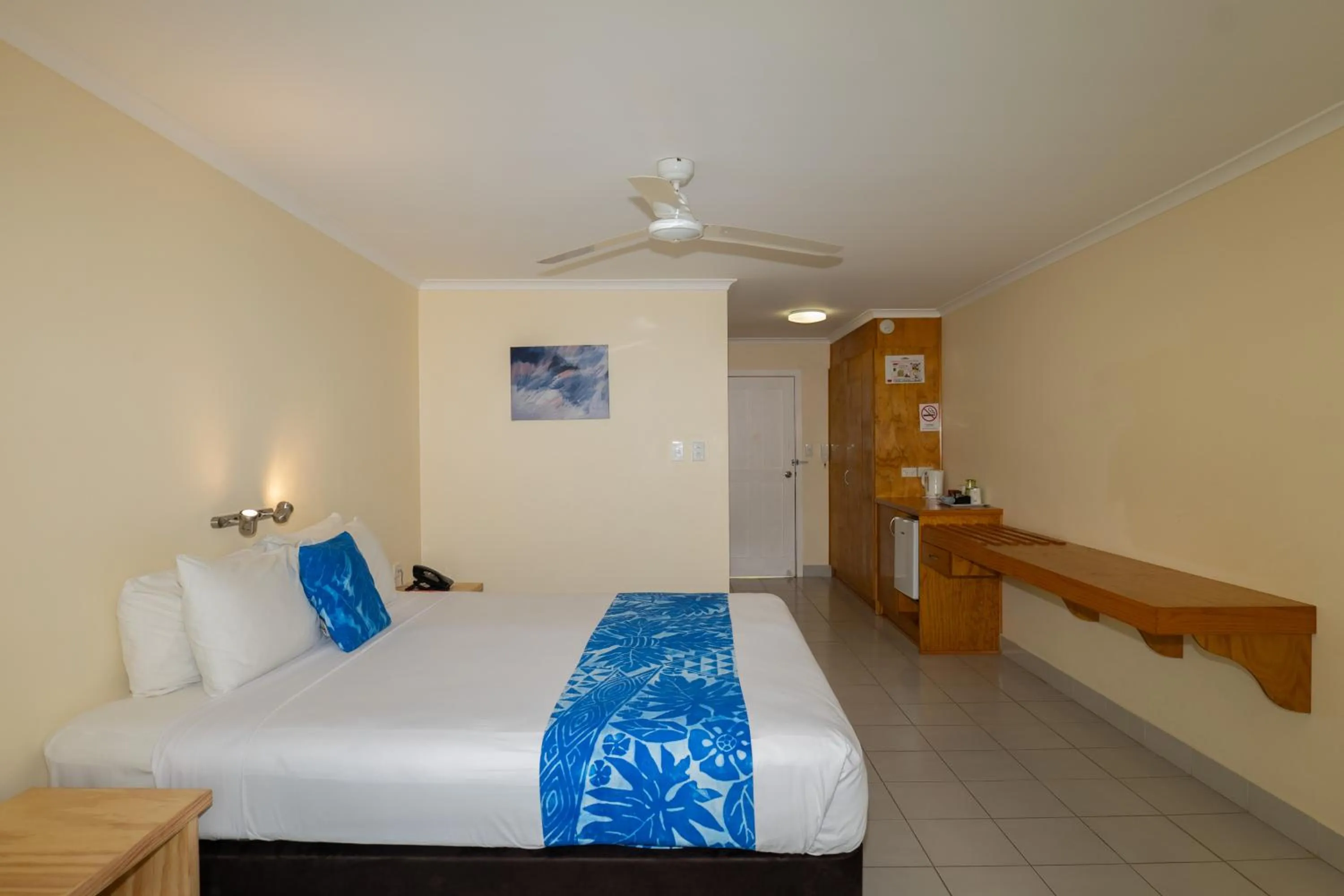 Photo of the whole room, Bed in Club Raro Resort - Adults Only