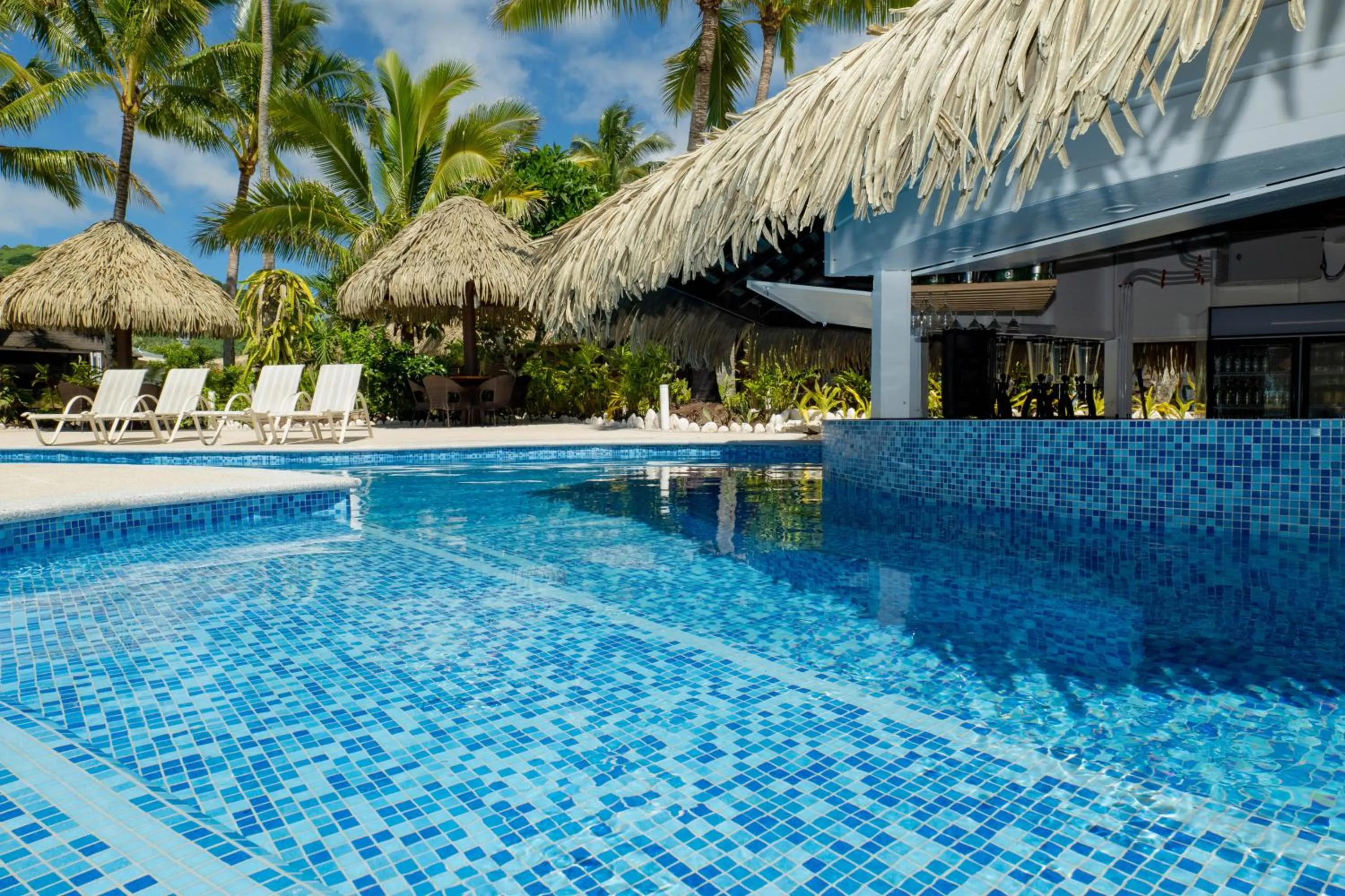 Swimming pool in Club Raro Resort - Adults Only