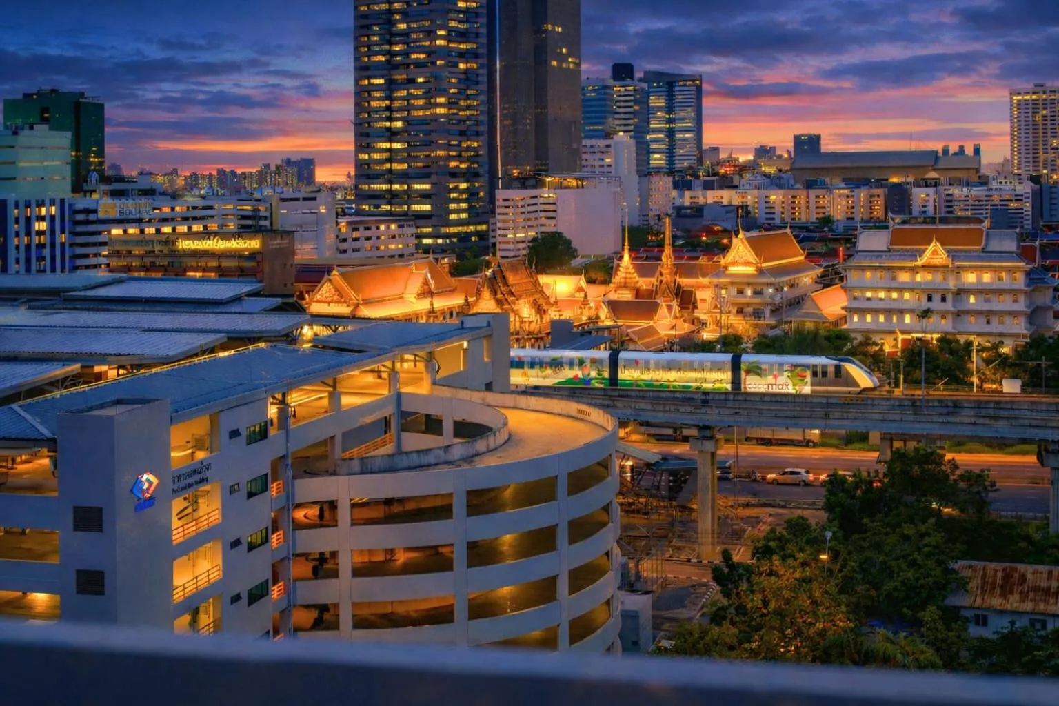 City view in Maple Hotel