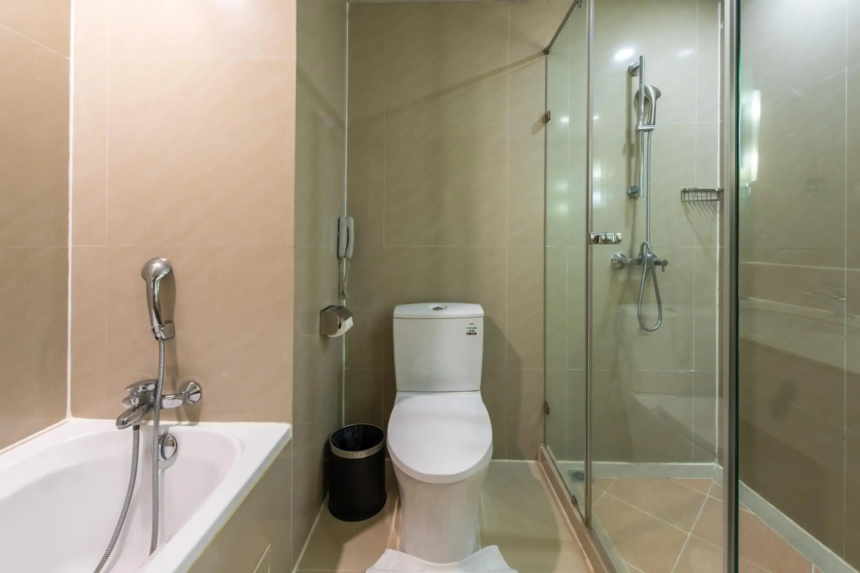 Deluxe in Maple Hotel Deluxe in Maple Hotel