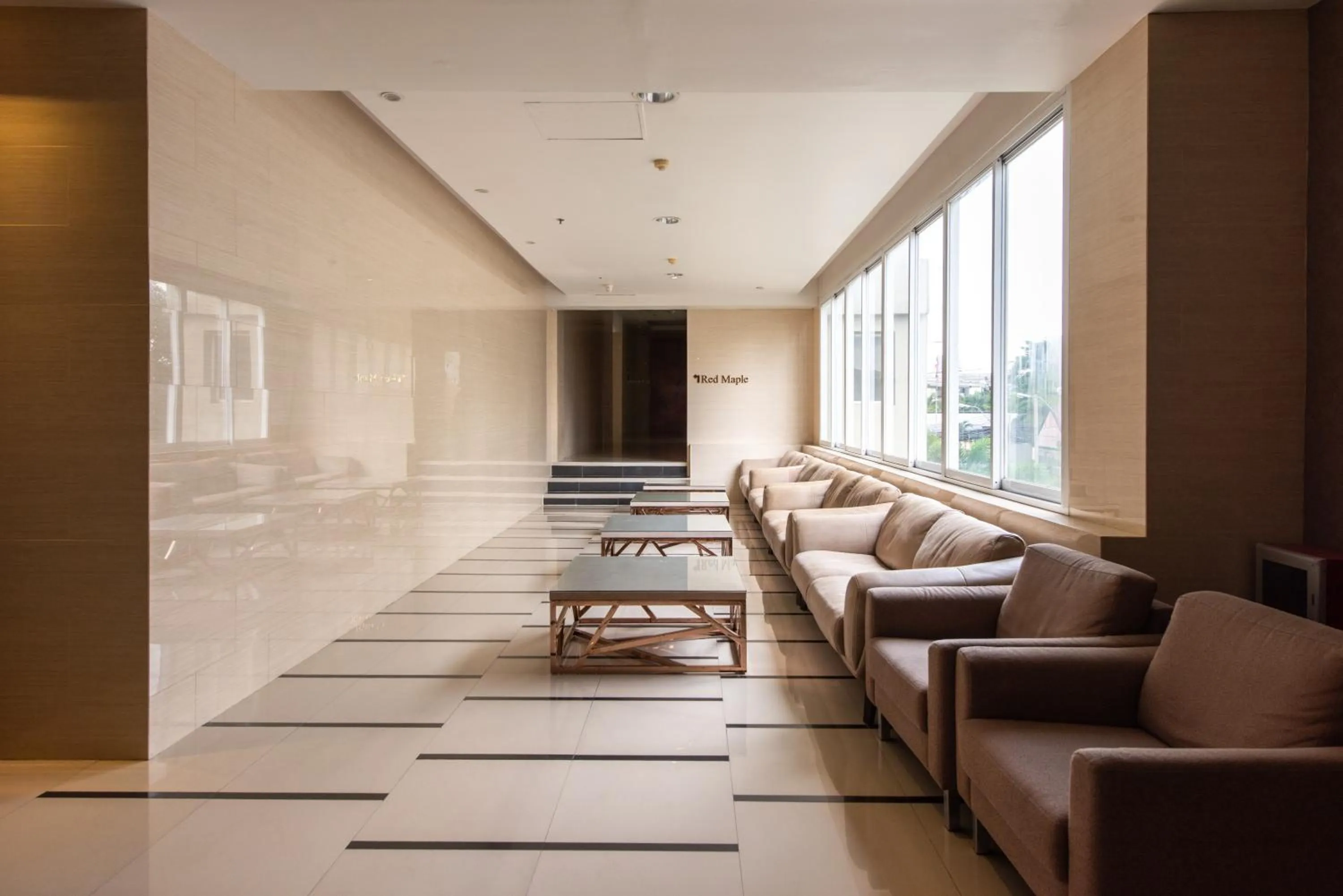 Meeting/conference room in Maple Hotel