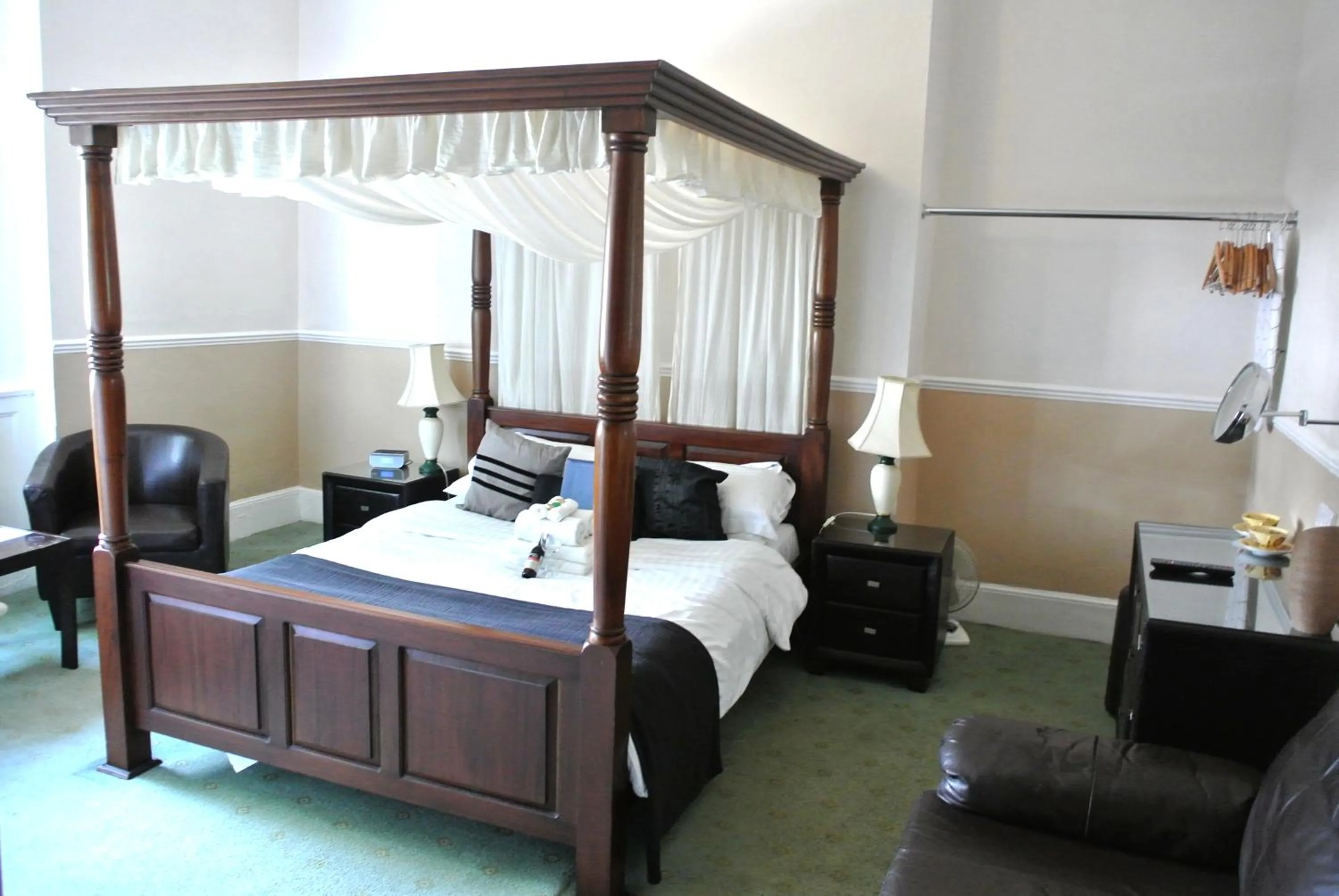 Day, Bed in Kempfield House