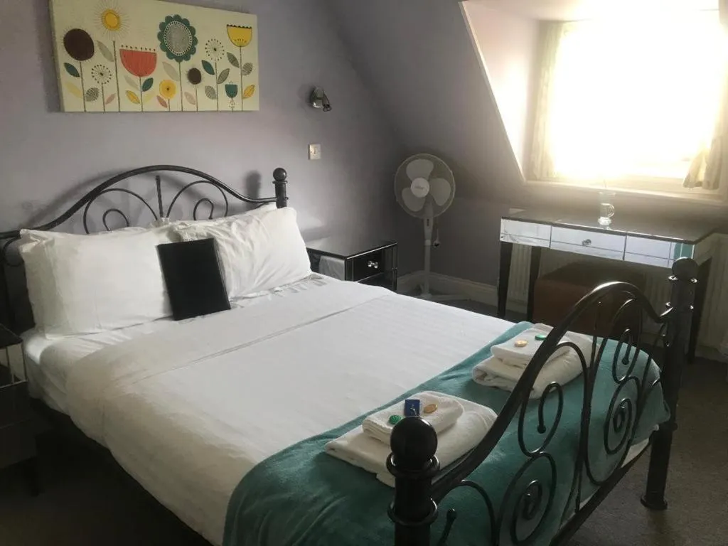 Bed in Kempfield House