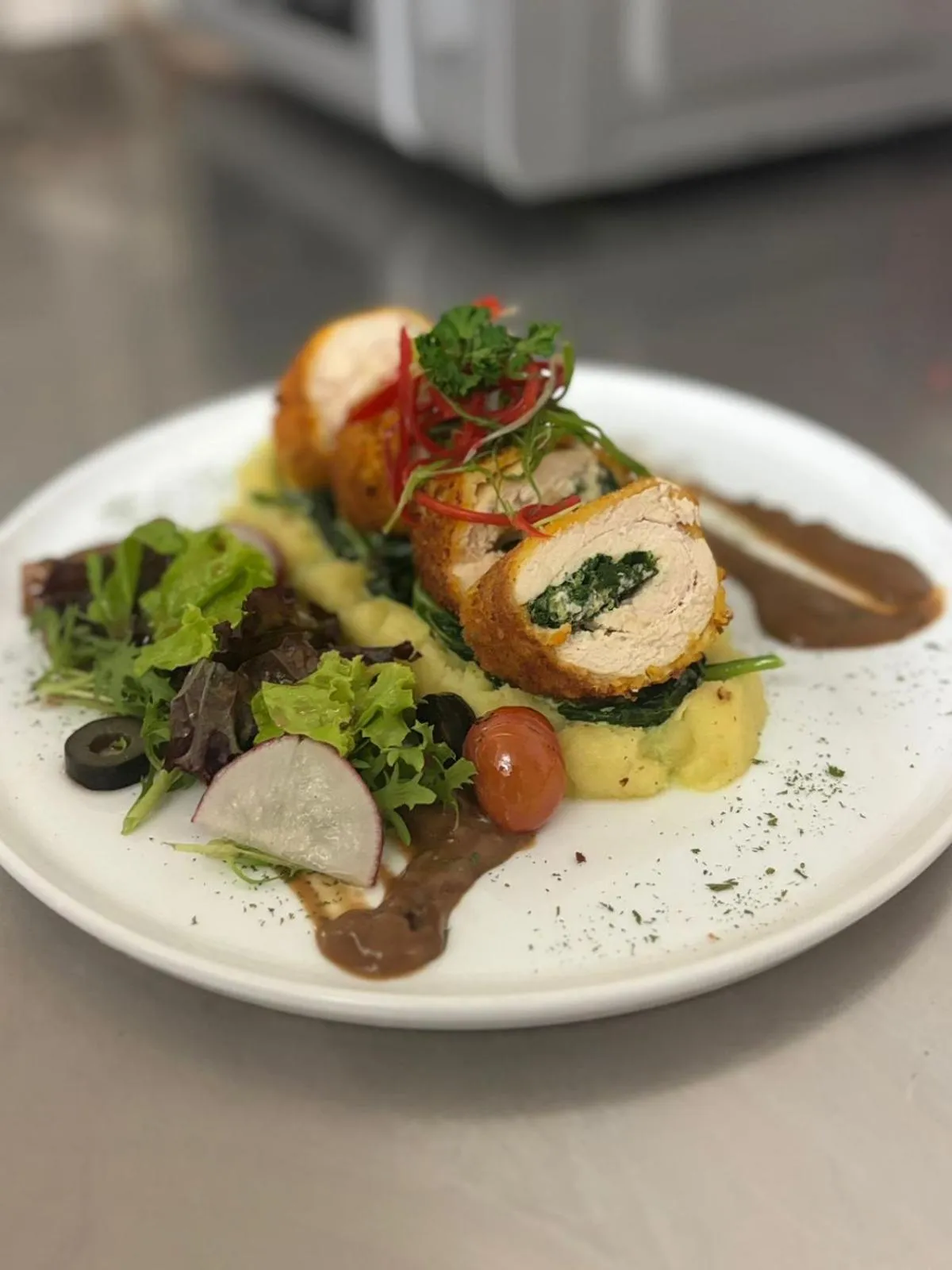 Restaurant/places to eat in The Hamsa