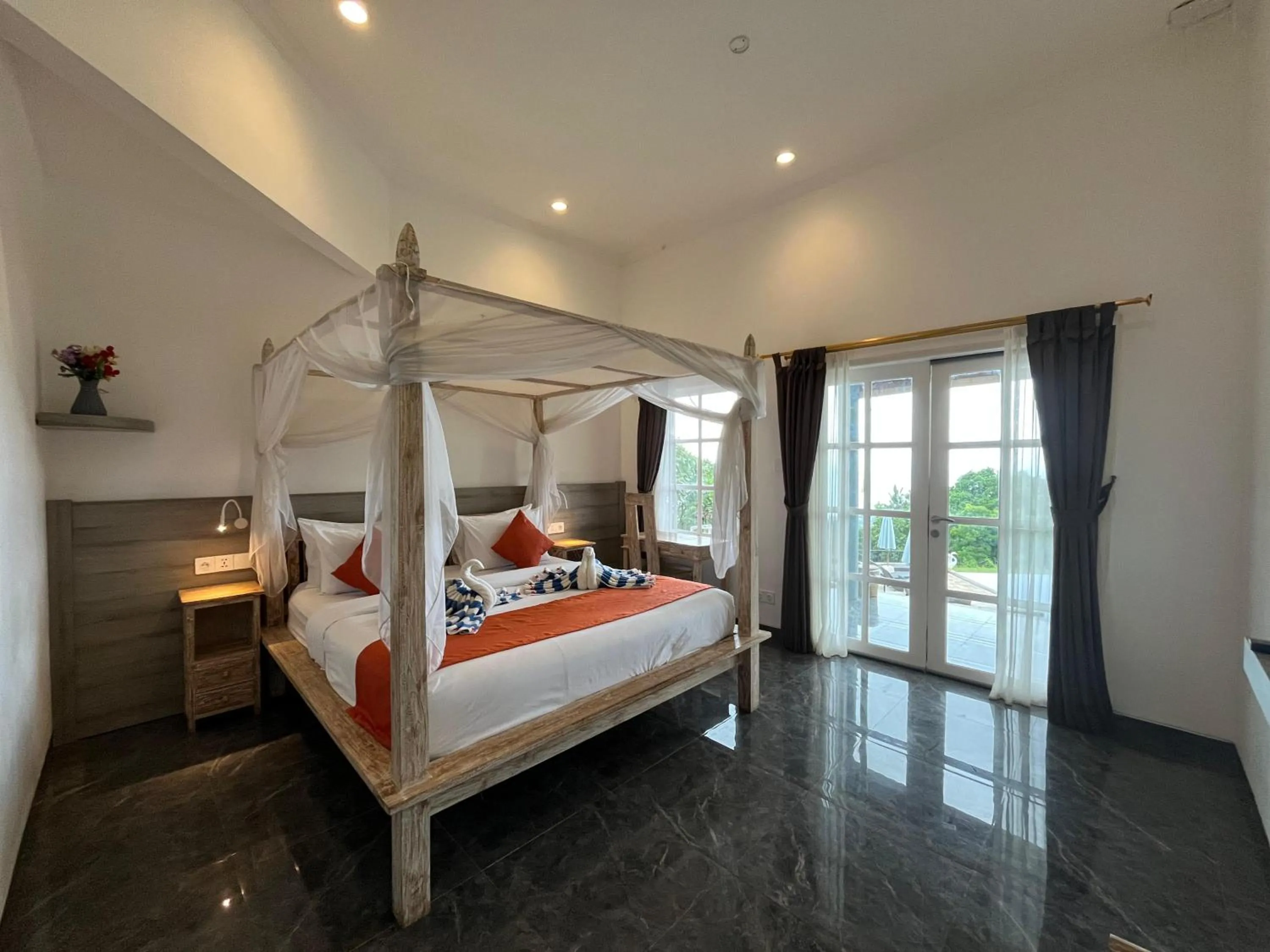 Property building, Bed in The Hamsa