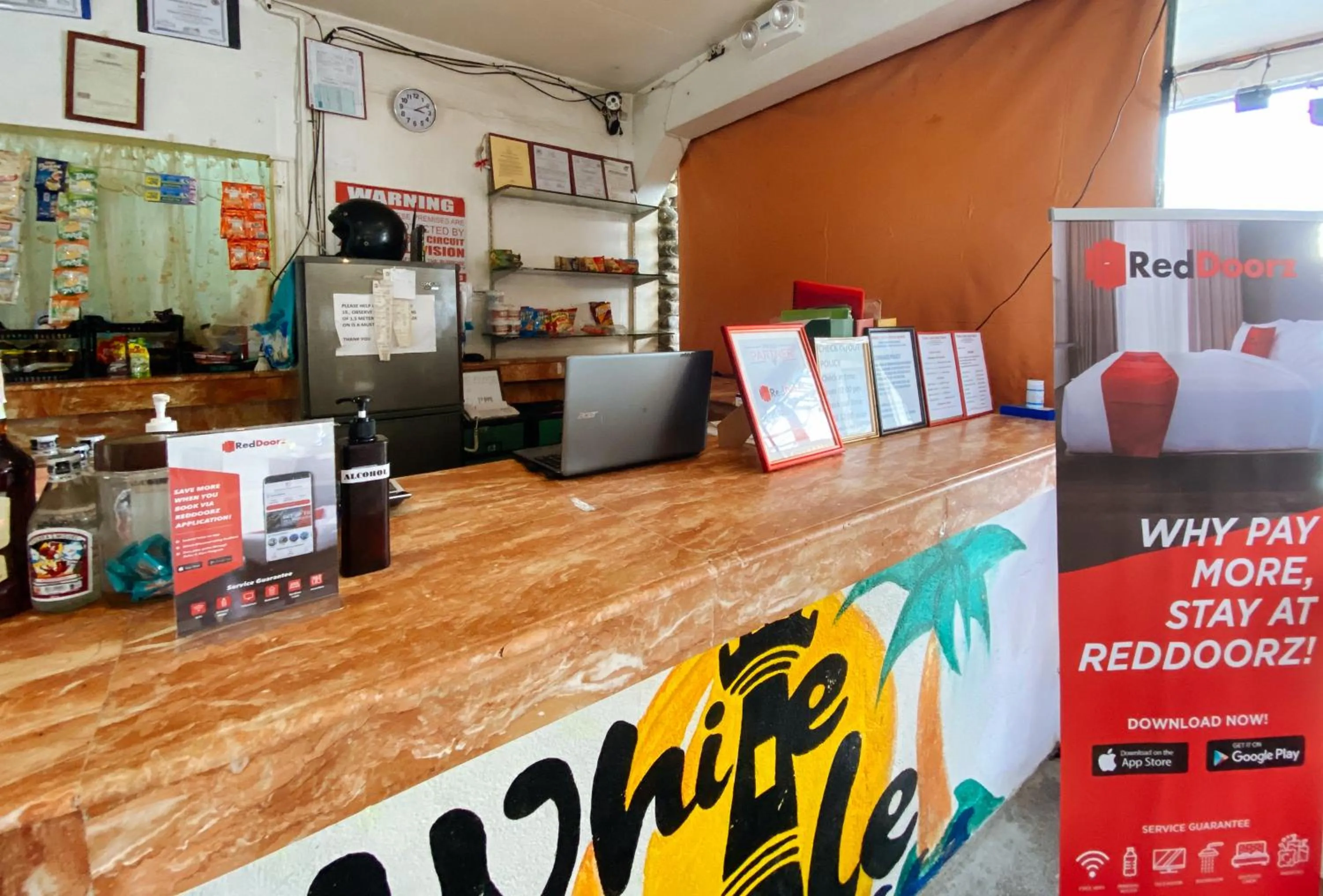 Lobby or reception in RedDoorz @ White Castle Beach Resort Iba Zambales