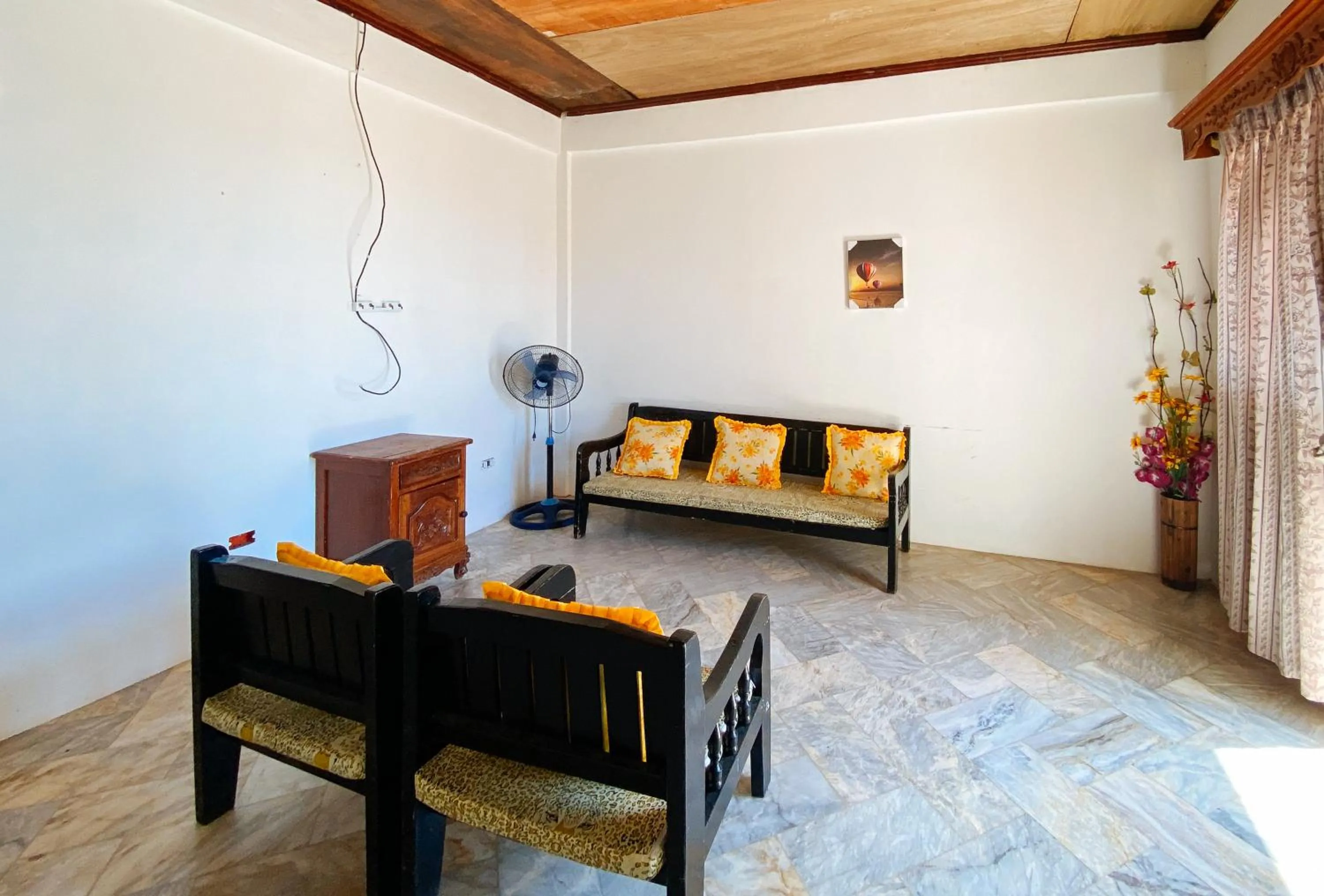 Living room in RedDoorz @ White Castle Beach Resort Iba Zambales