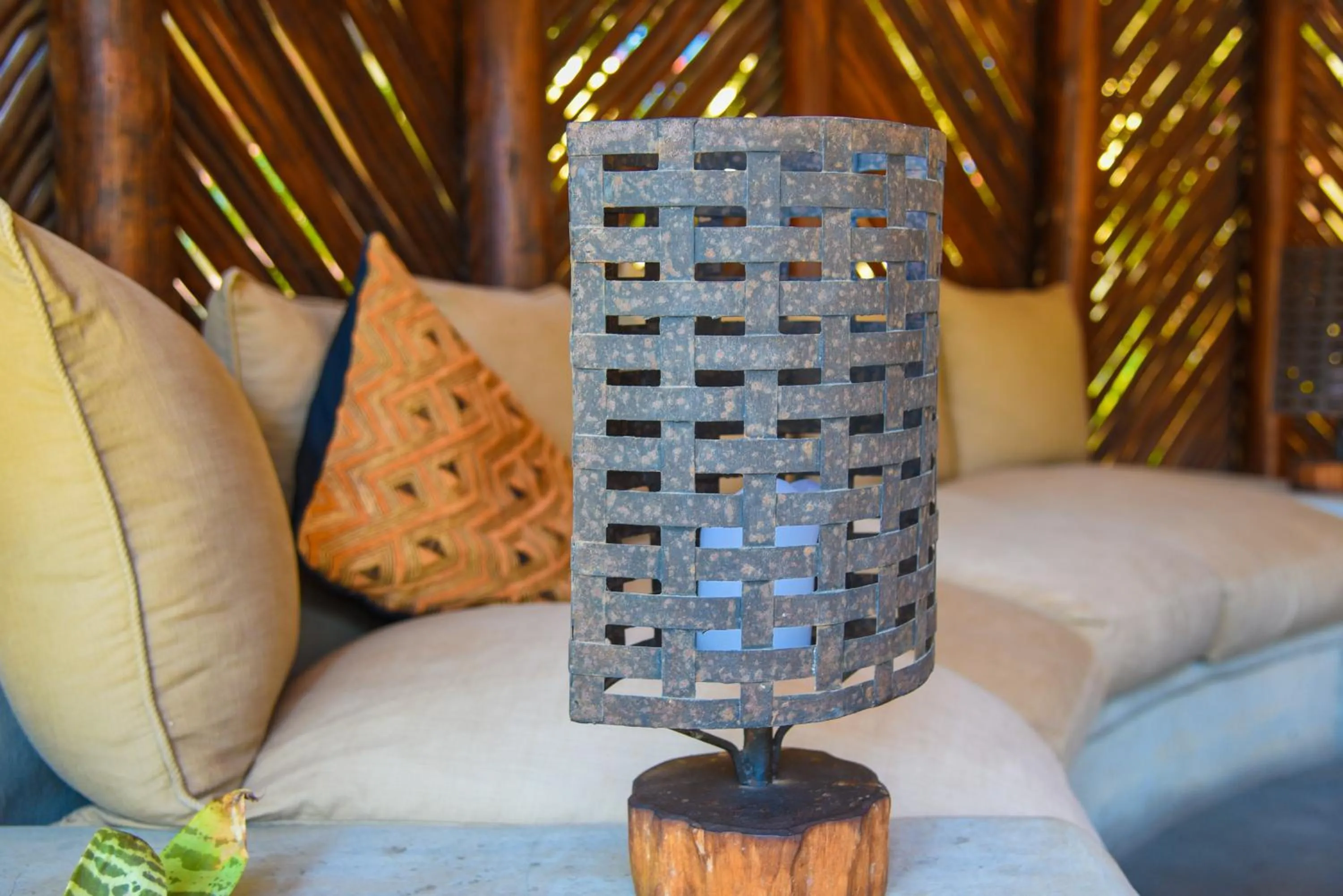 Lounge or bar in La Lechere Guest House