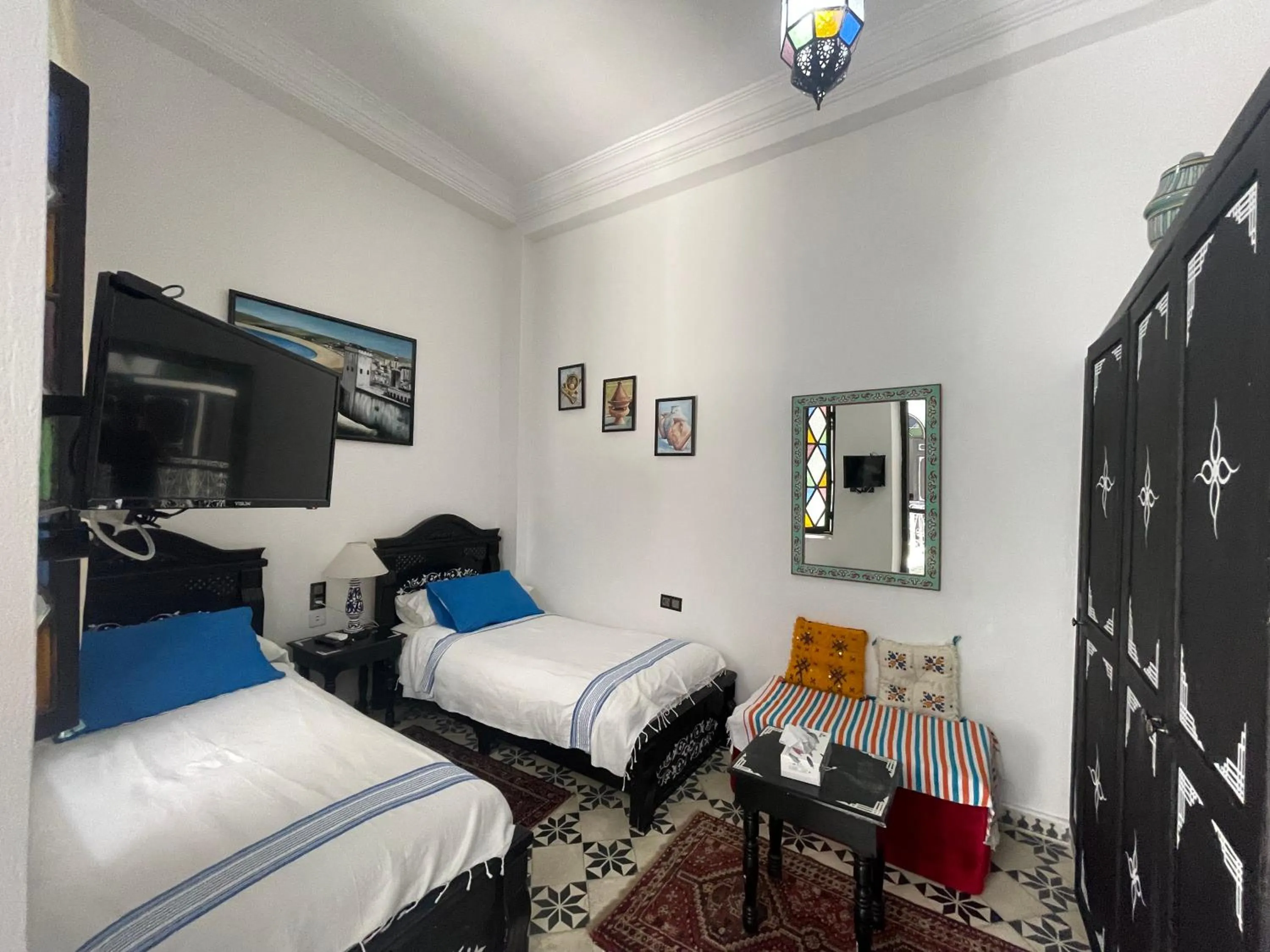 Photo of the whole room, Bed in Riad Tingis