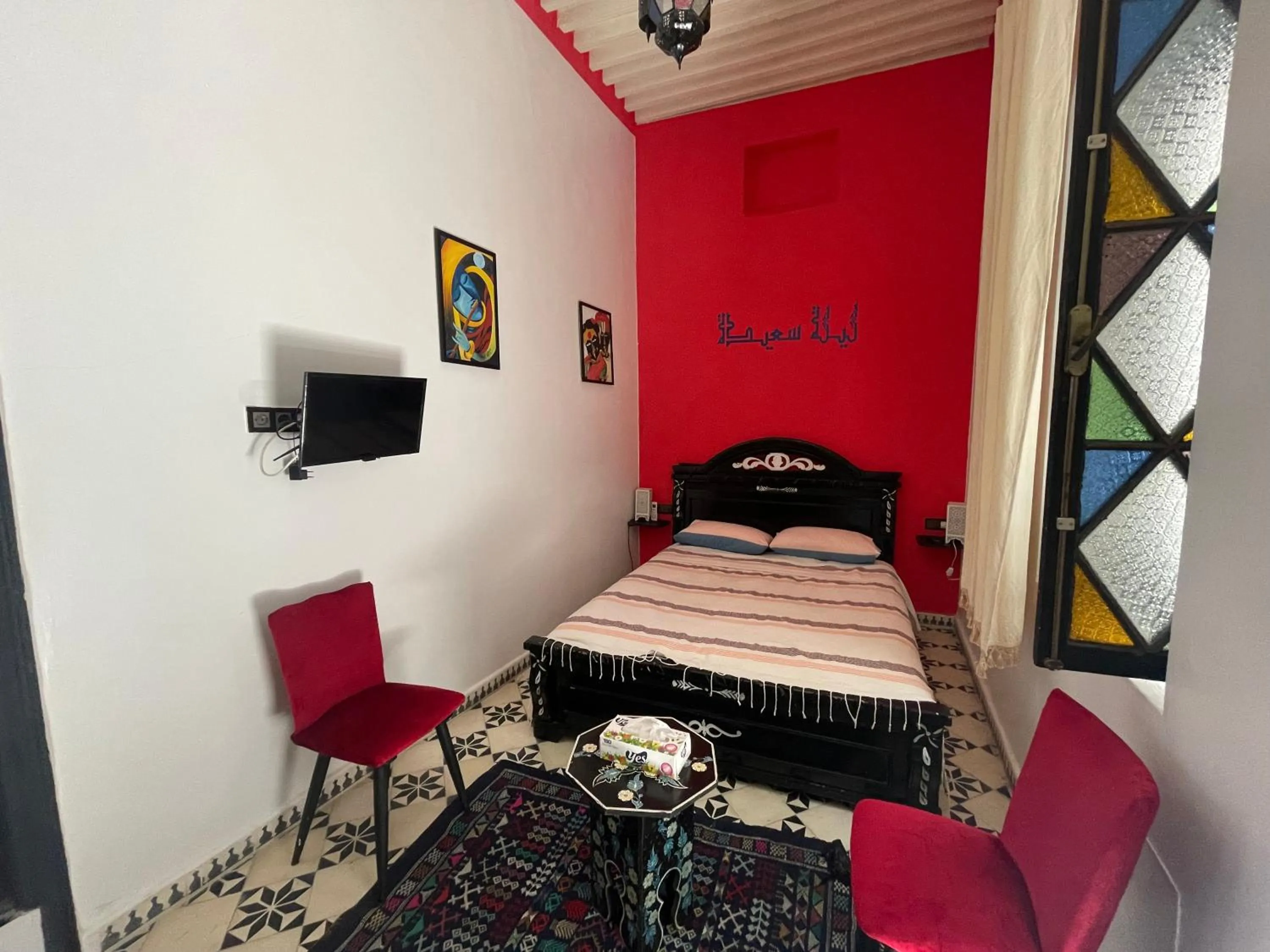 Photo of the whole room, Bed in Riad Tingis