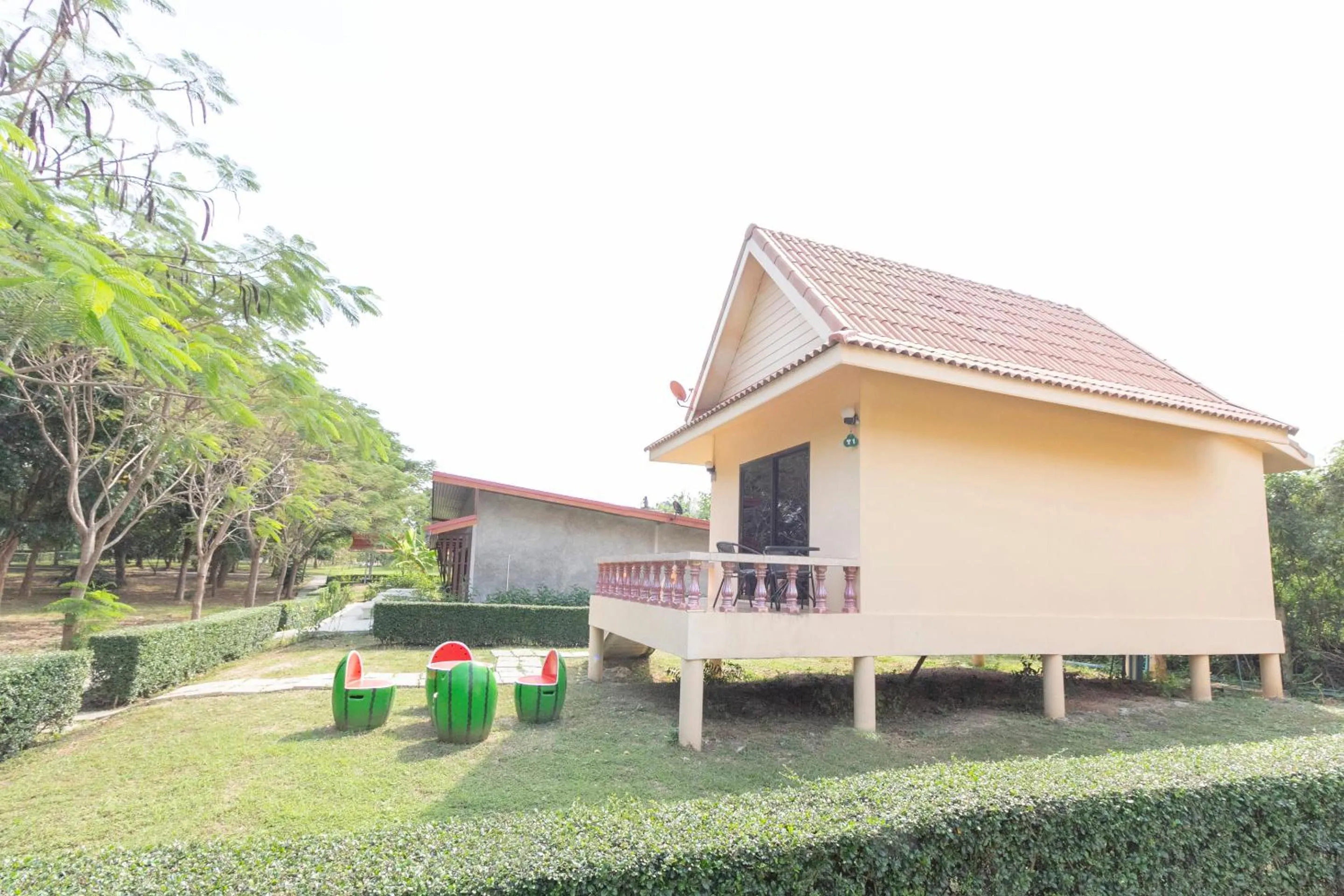 Facade/entrance in Thaiburi Thara Resort