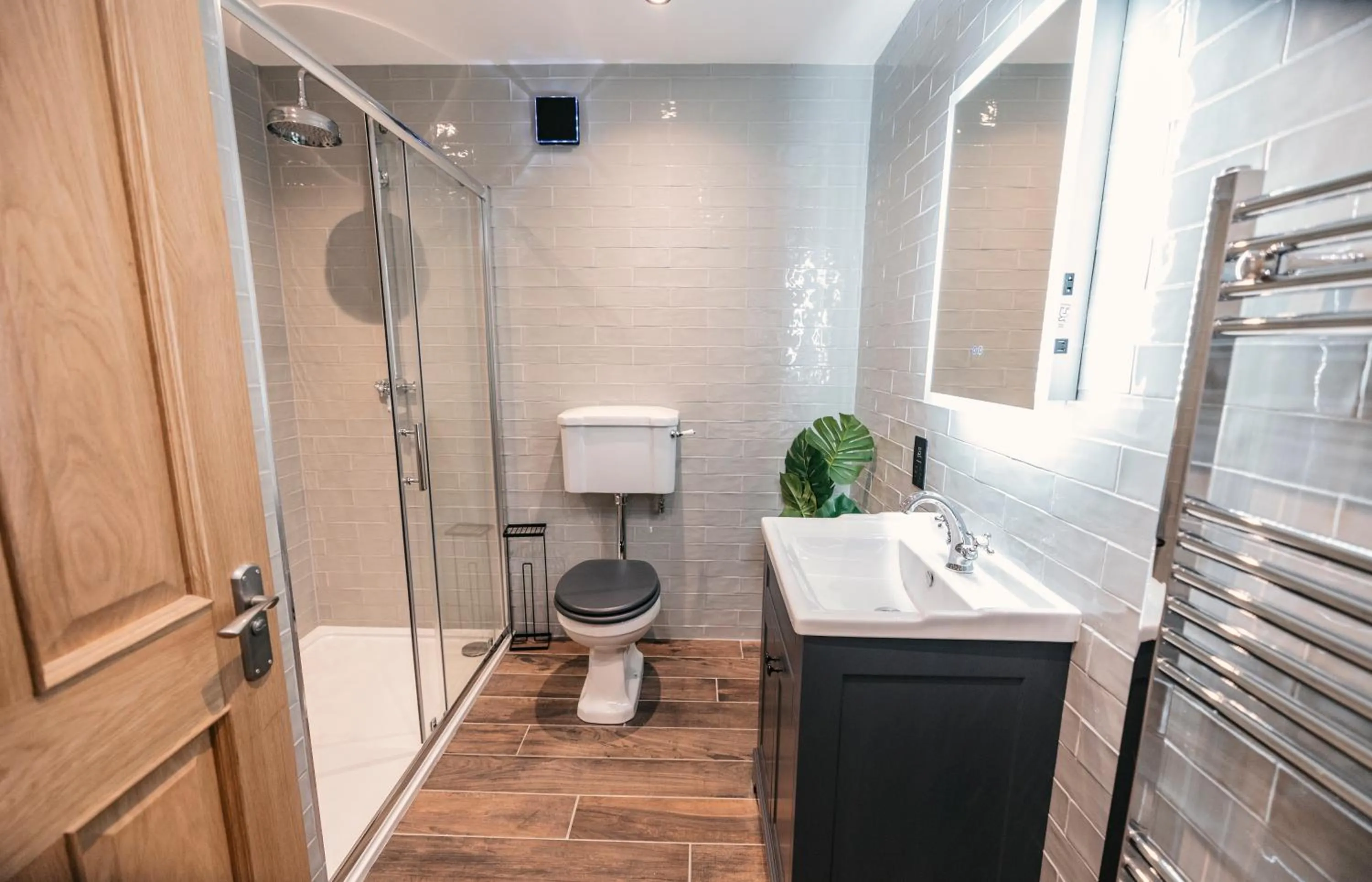 Shower in South Causey Inn