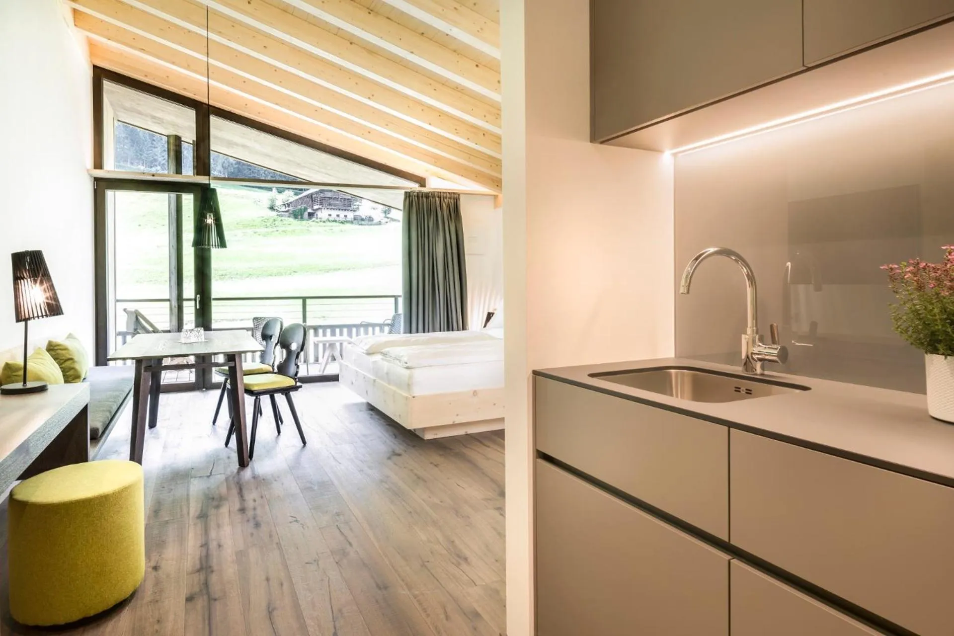 Decorative detail in Pra Palmer The Green B&B