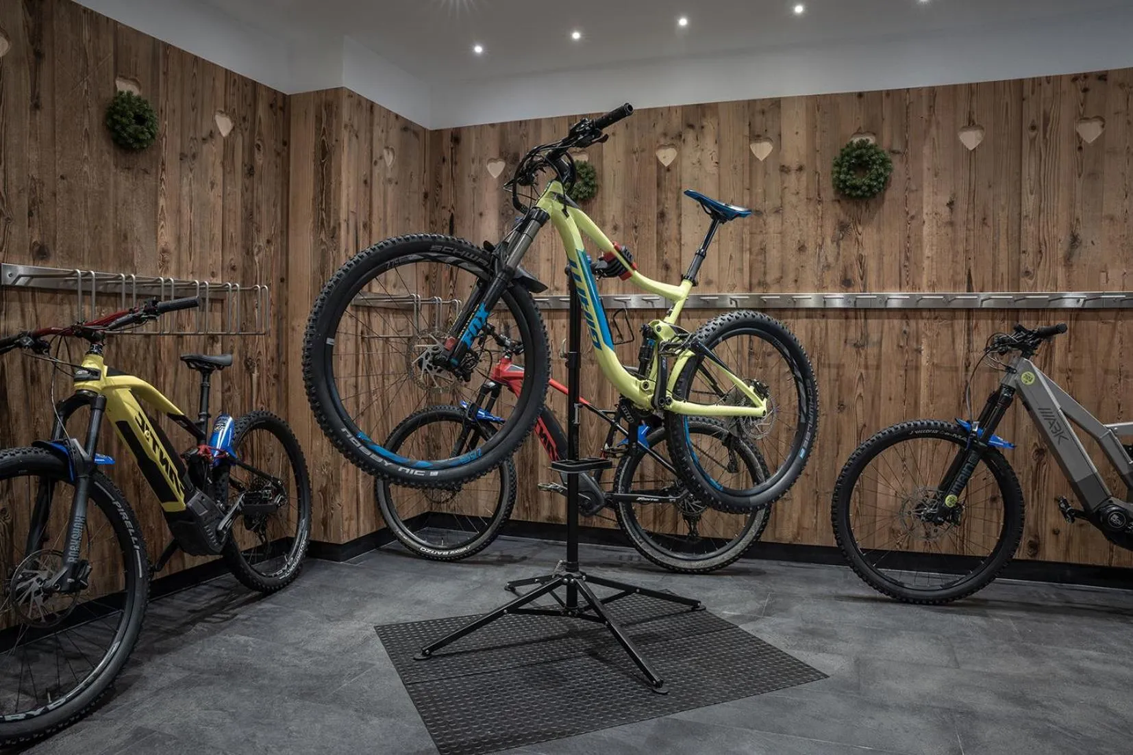 acessibility in The Laurin Small & Charming