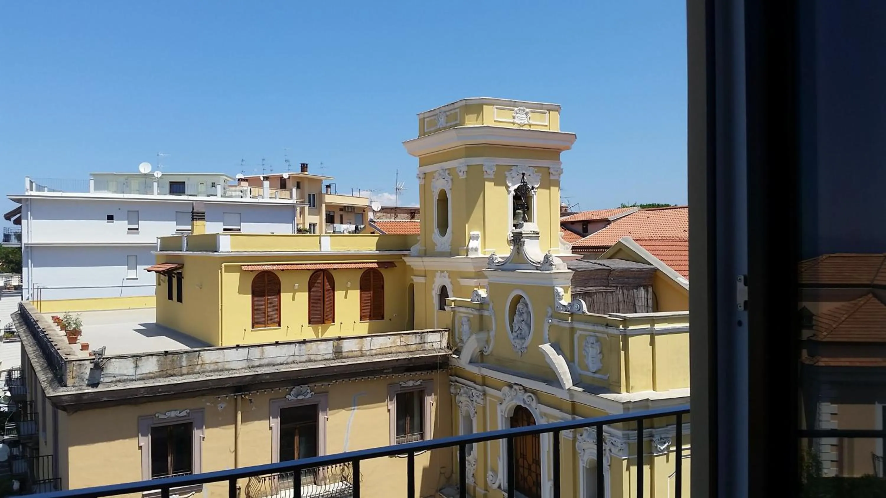 City view in Younique