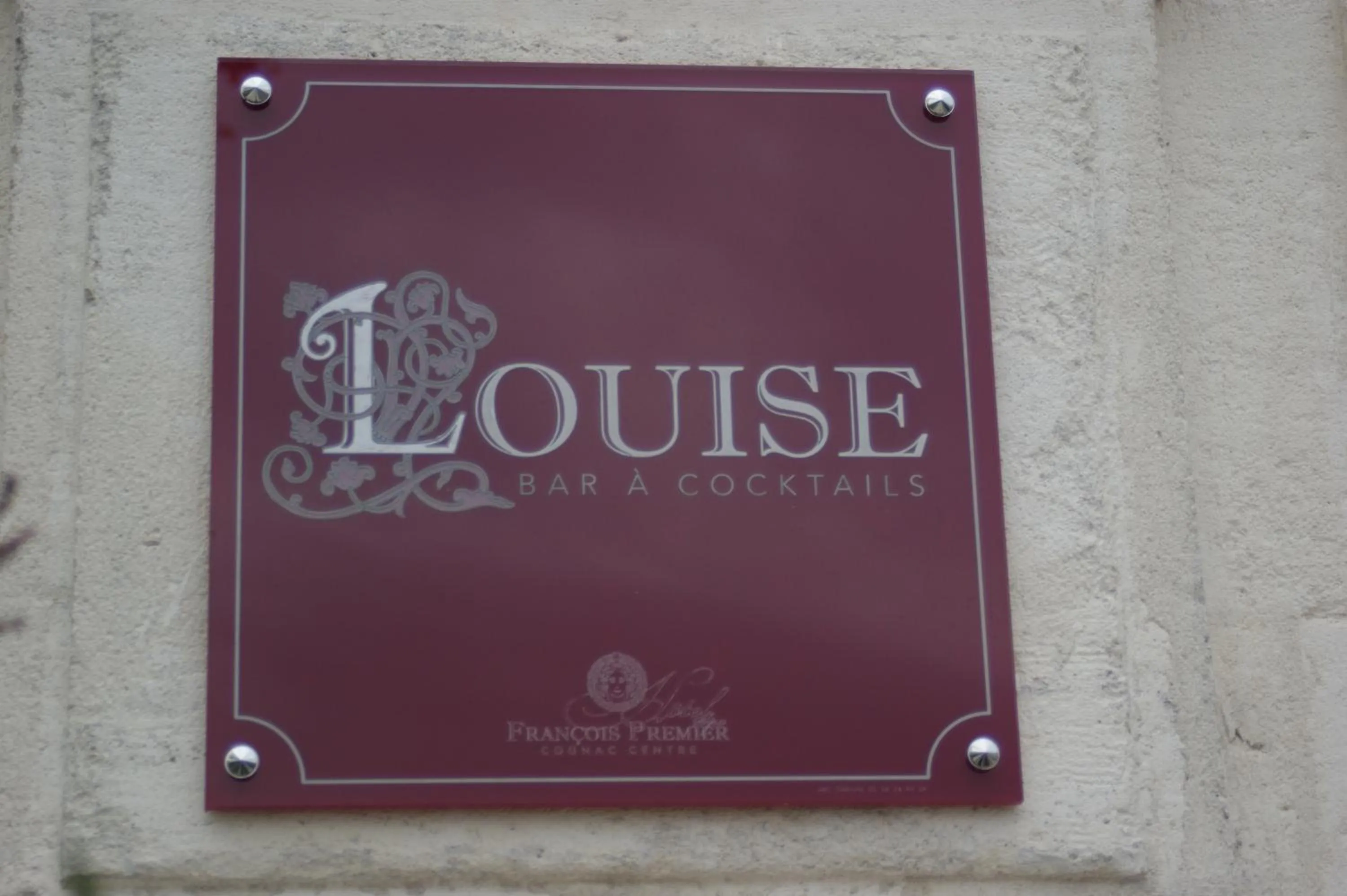 Facade/entrance in Hôtel François Premier Cognac Centre