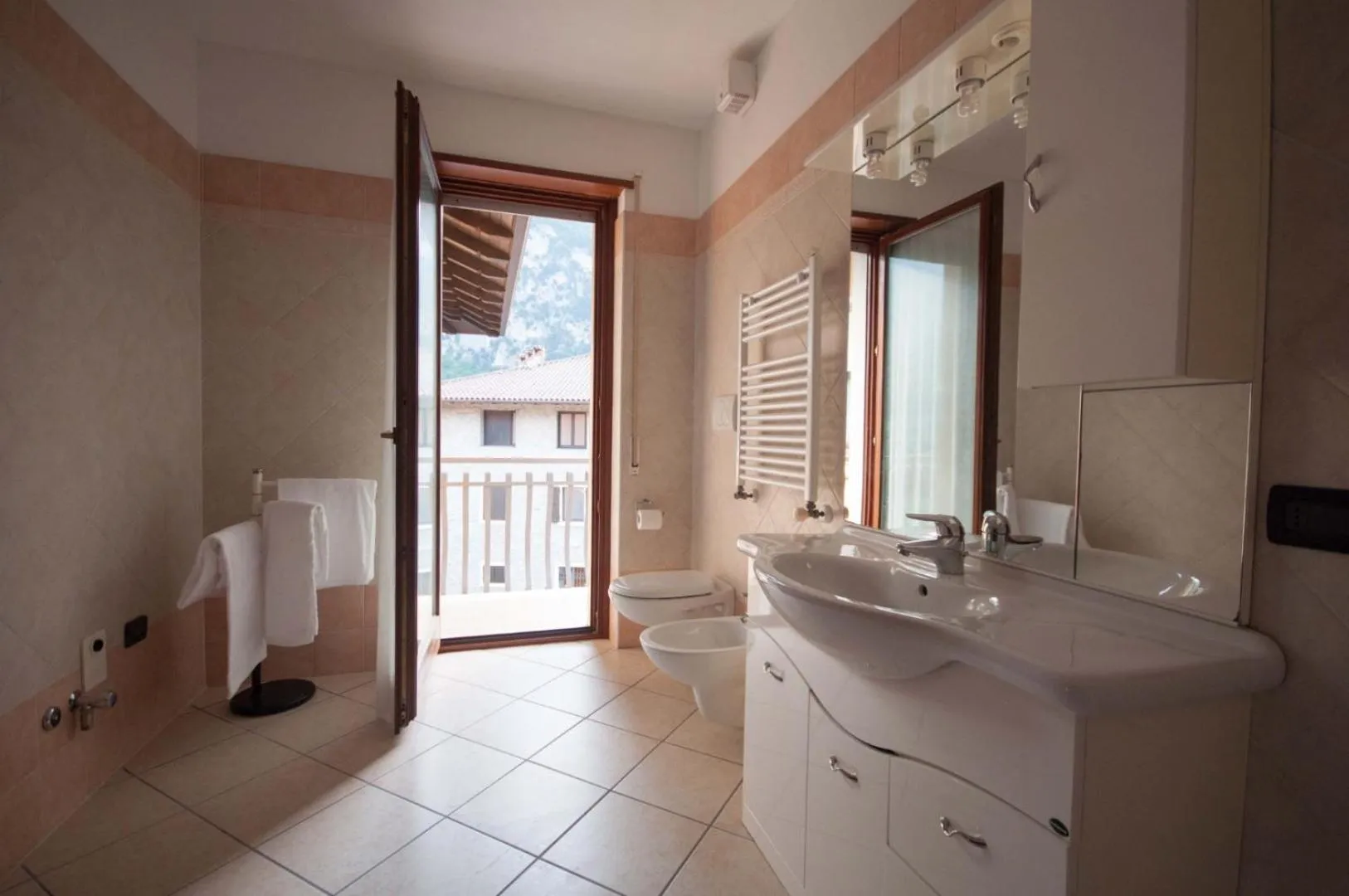 Bathroom in Hotel Antica Croce - Gardaslowemotion