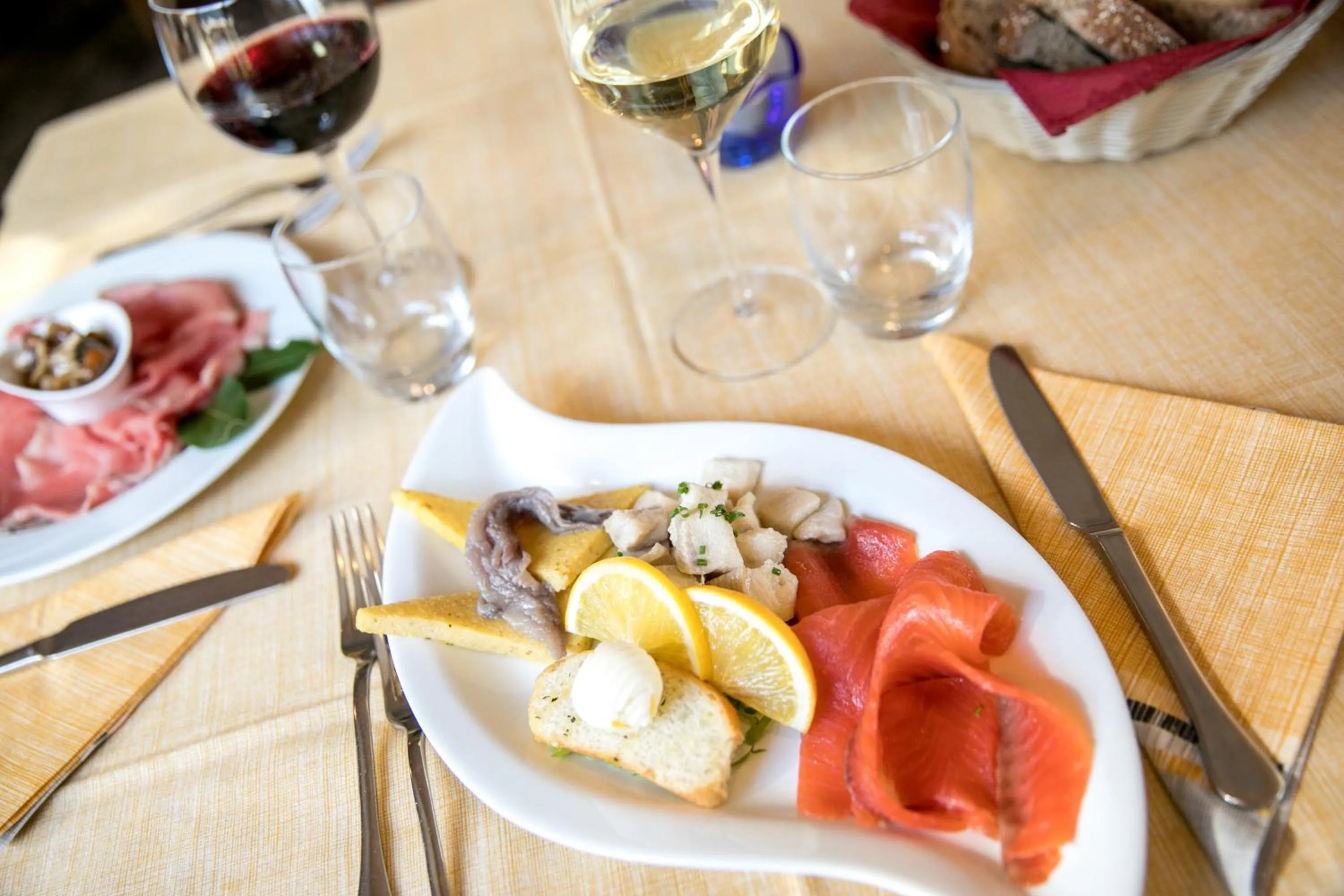 Food and drinks in Hotel Antica Croce - Gardaslowemotion