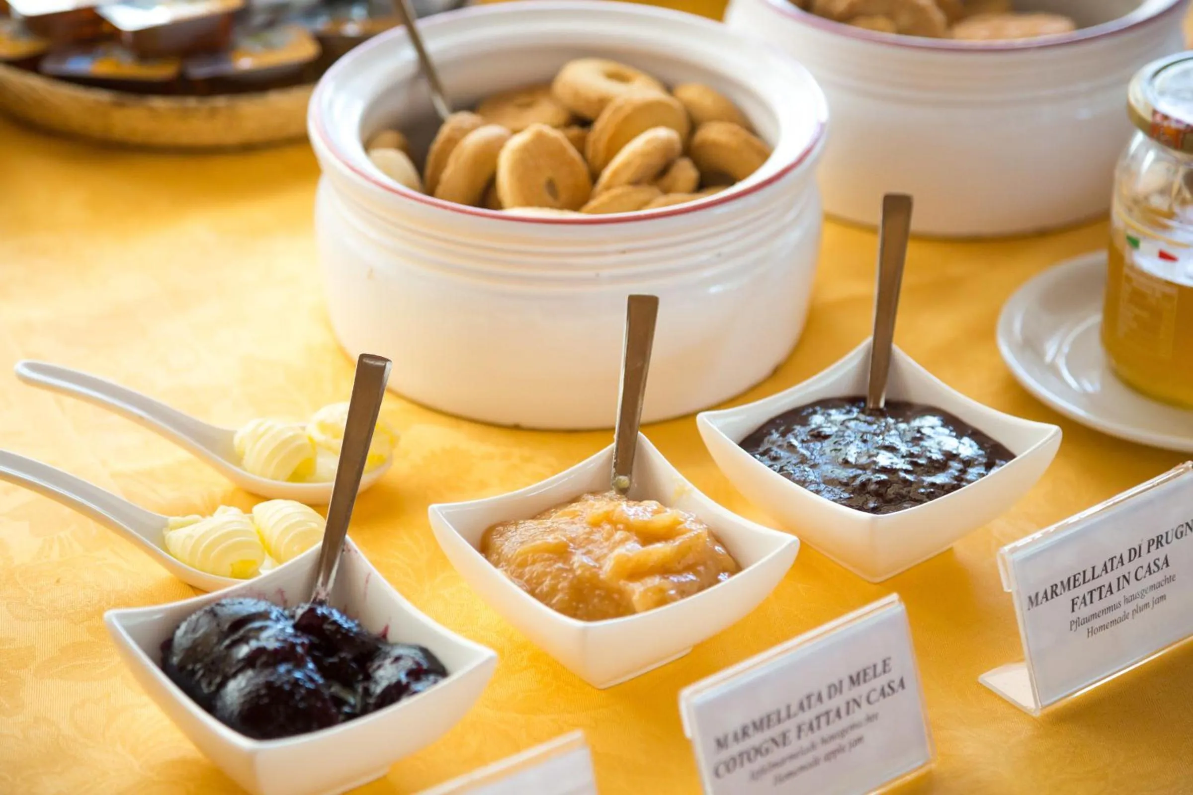 Buffet breakfast in Hotel Antica Croce - Gardaslowemotion